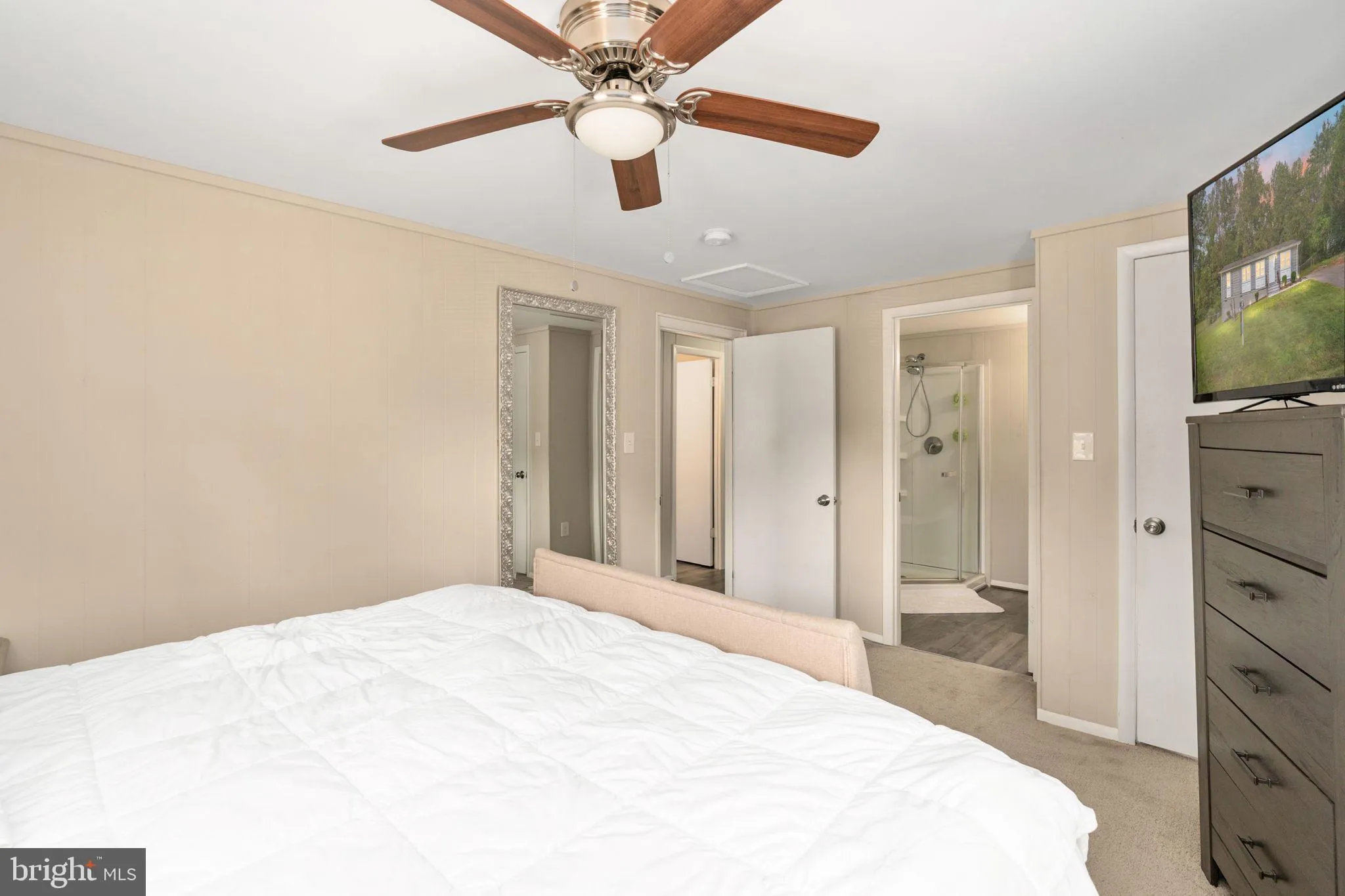 Fredericksburg, Virginia 22407, United States, 3 Bedrooms Bedrooms, ,2 BathroomsBathrooms,Residential,Contingent,214274