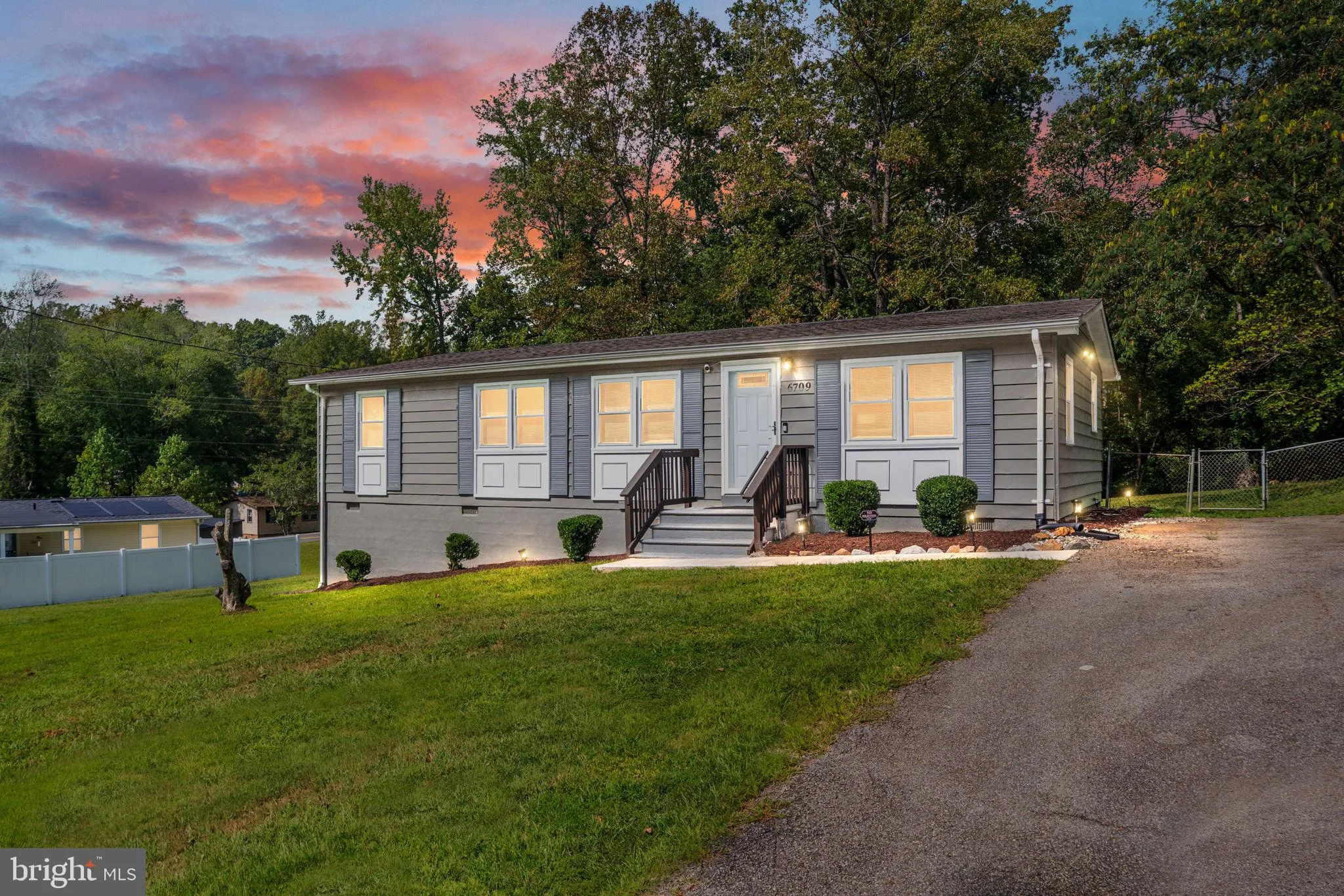 Fredericksburg, Virginia 22407, United States, 3 Bedrooms Bedrooms, ,2 BathroomsBathrooms,Residential,Contingent,214274