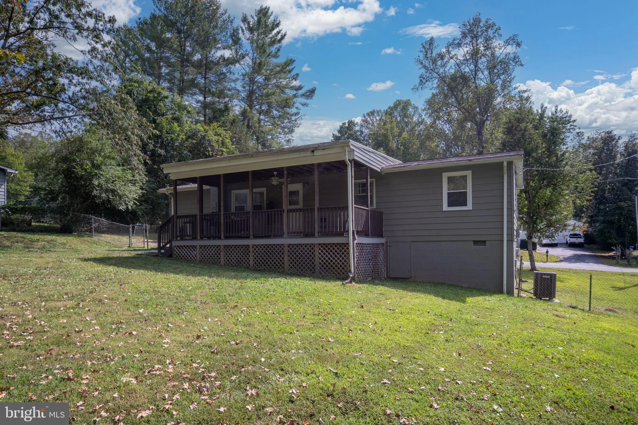 Fredericksburg, Virginia 22407, United States, 3 Bedrooms Bedrooms, ,2 BathroomsBathrooms,Residential,Contingent,214274