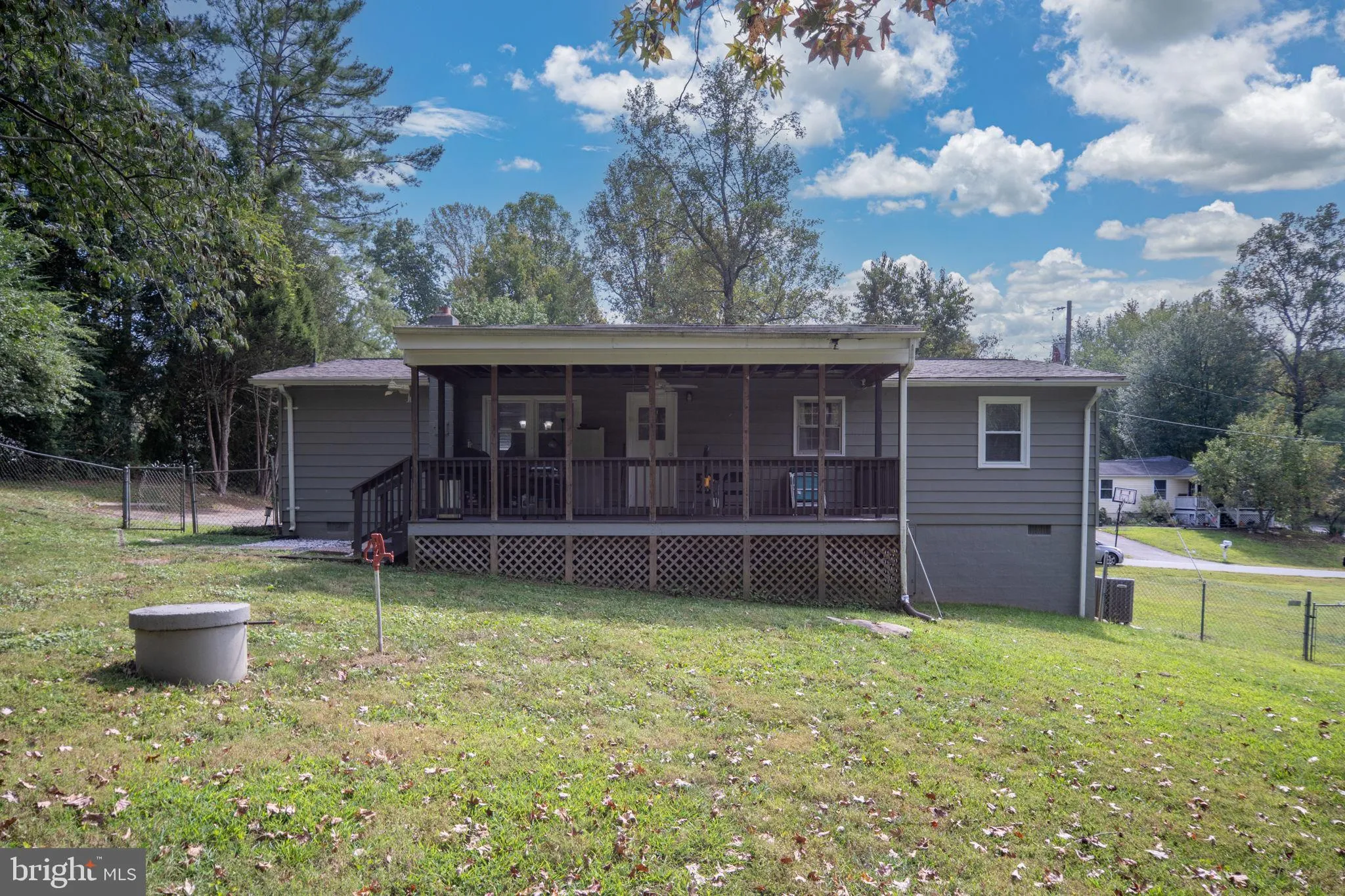 Fredericksburg, Virginia 22407, United States, 3 Bedrooms Bedrooms, ,2 BathroomsBathrooms,Residential,Contingent,214274