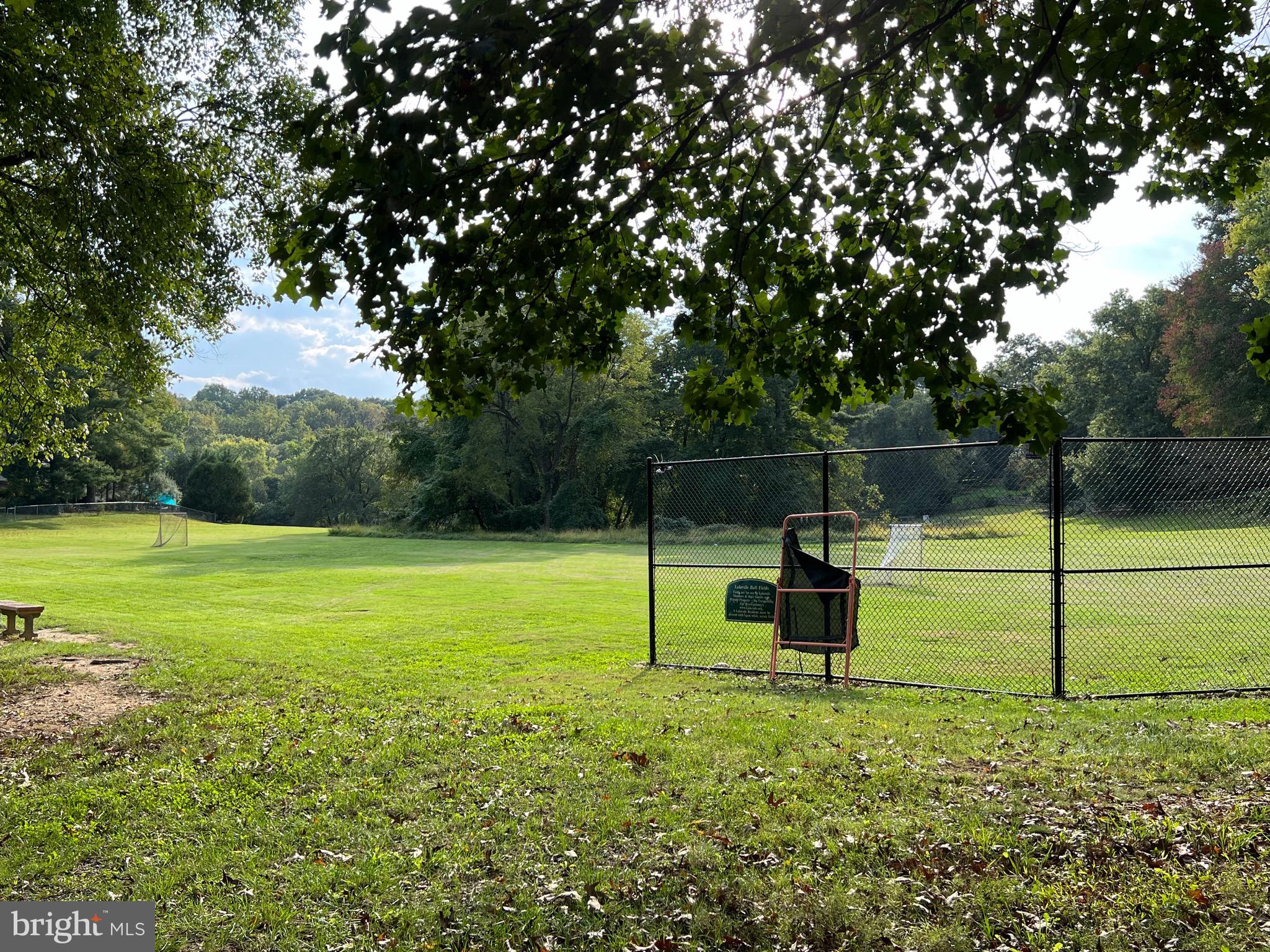 LAKEVALE ESTATES - Residential Lease