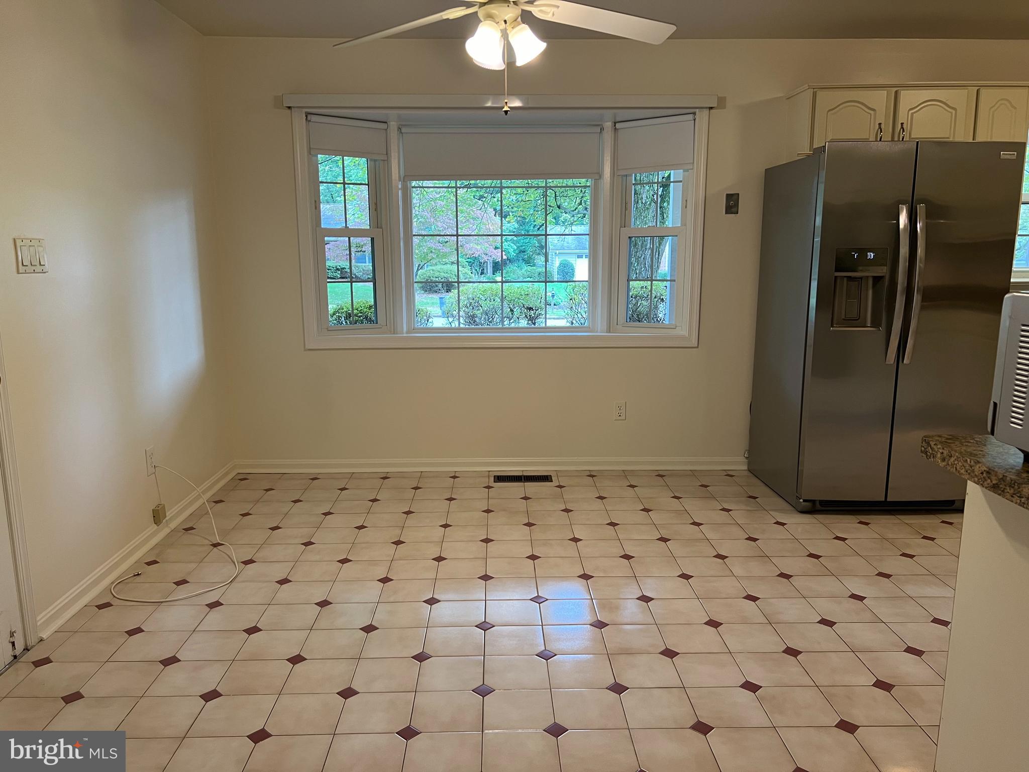 LAKEVALE ESTATES - Residential Lease