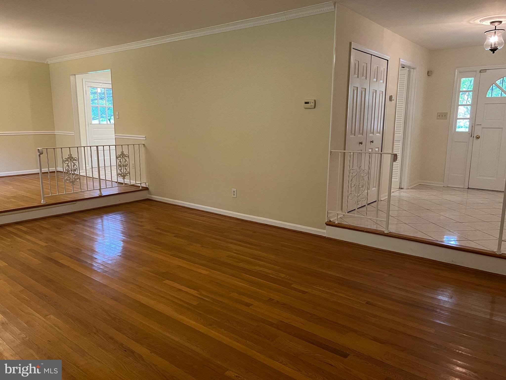 LAKEVALE ESTATES - Residential Lease