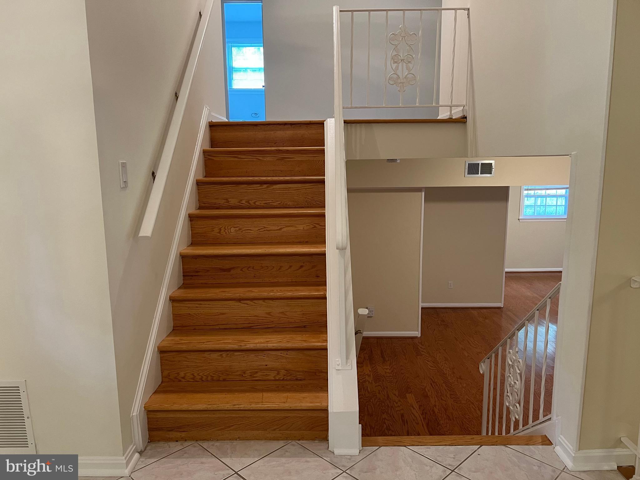 LAKEVALE ESTATES - Residential Lease