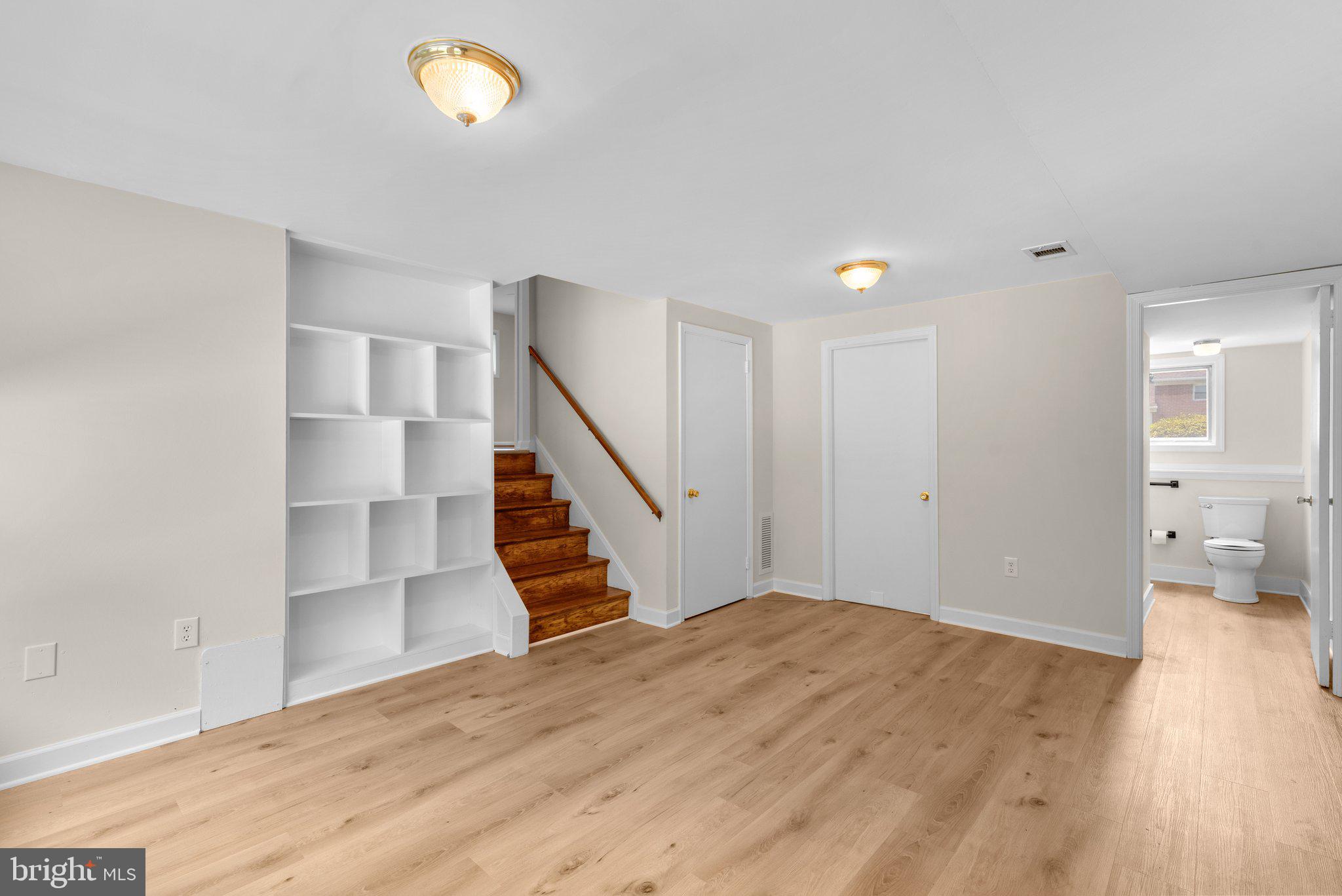 ROLLINGWOOD - Residential