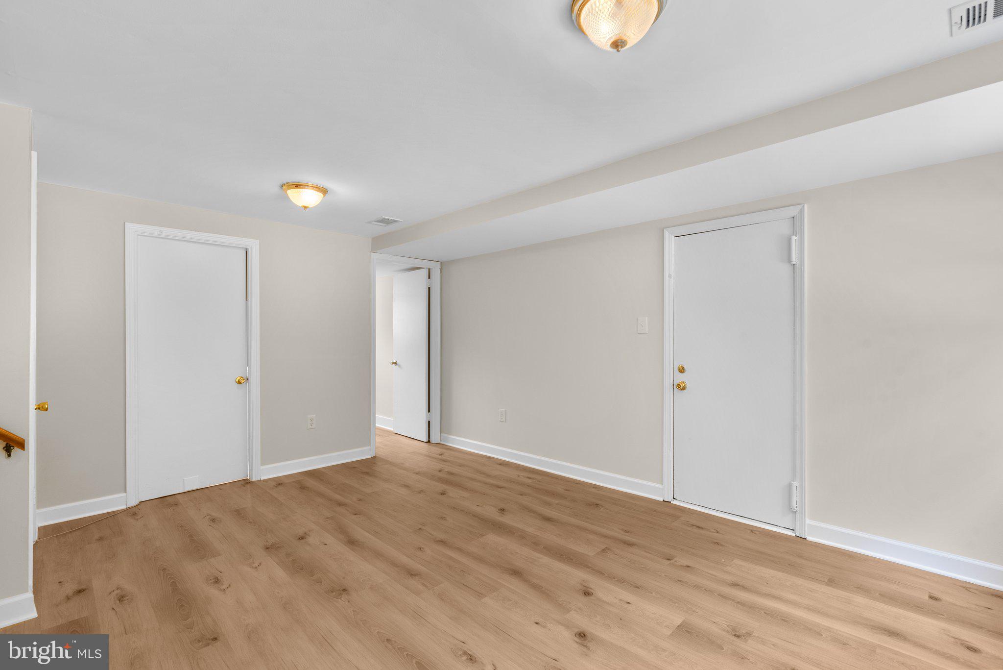 ROLLINGWOOD - Residential