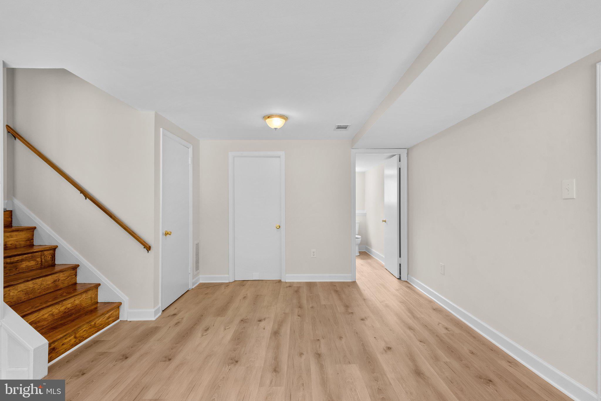 ROLLINGWOOD - Residential