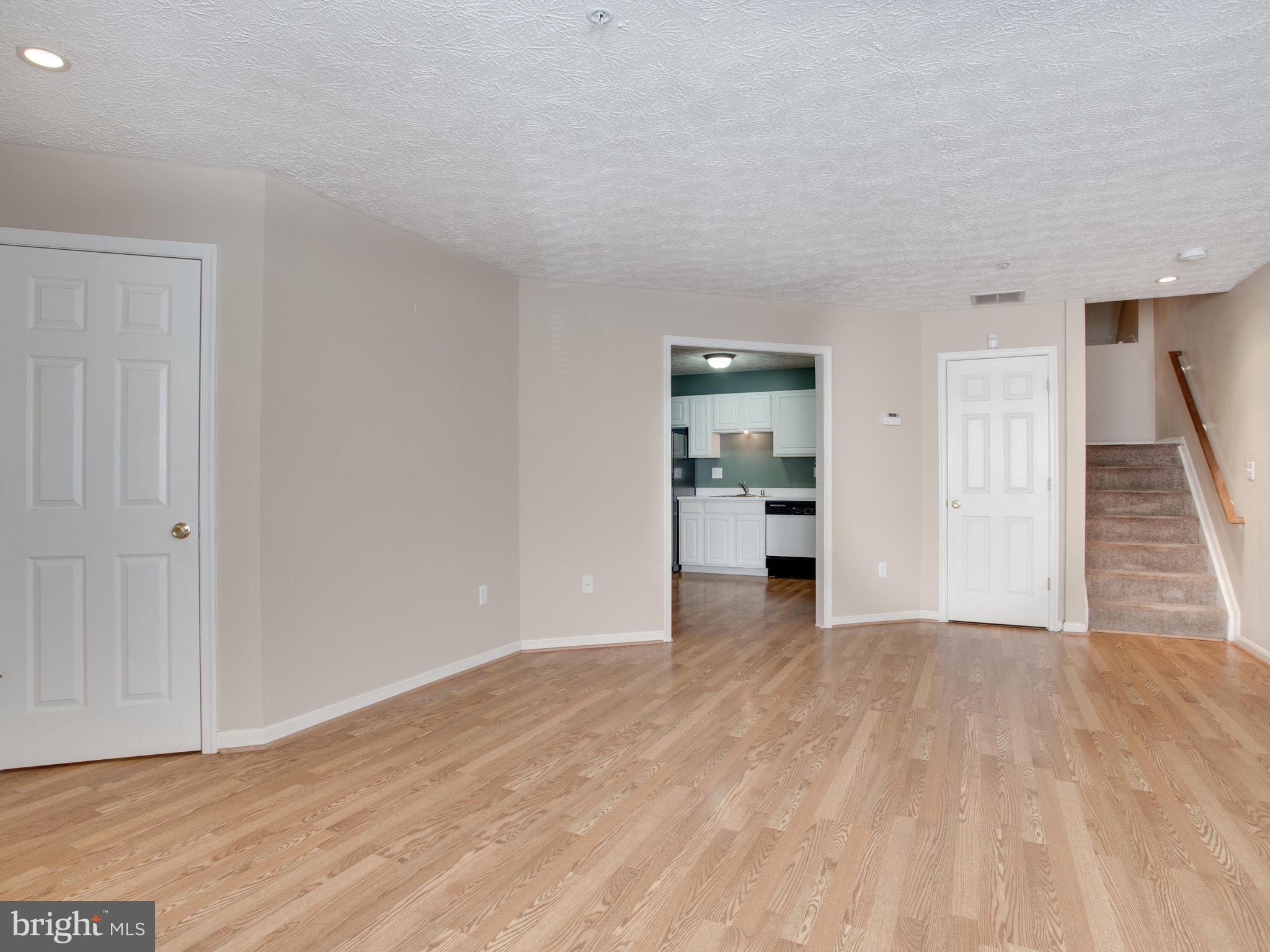 ANNAPOLIS OVERLOOK - Residential