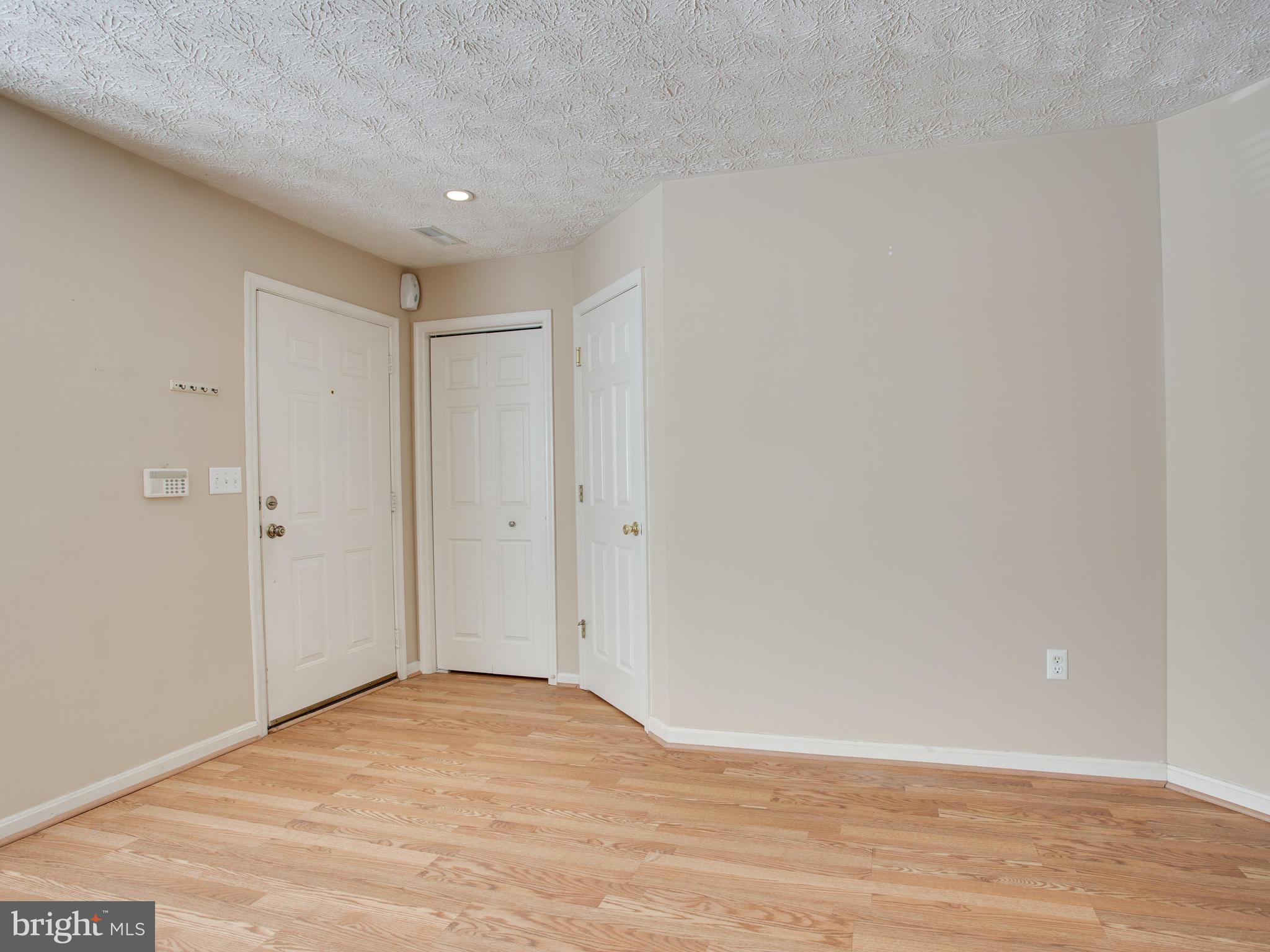 ANNAPOLIS OVERLOOK - Residential