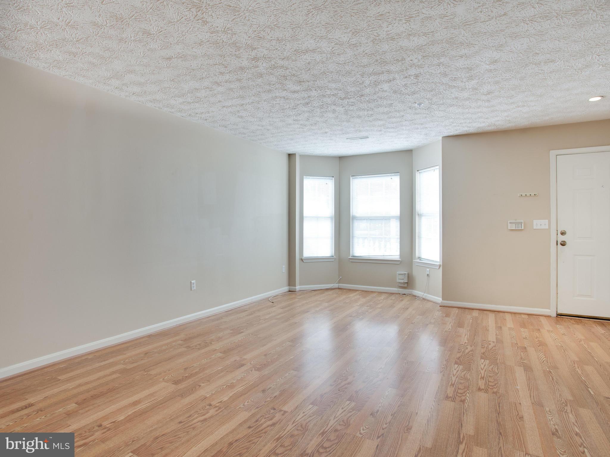 ANNAPOLIS OVERLOOK - Residential