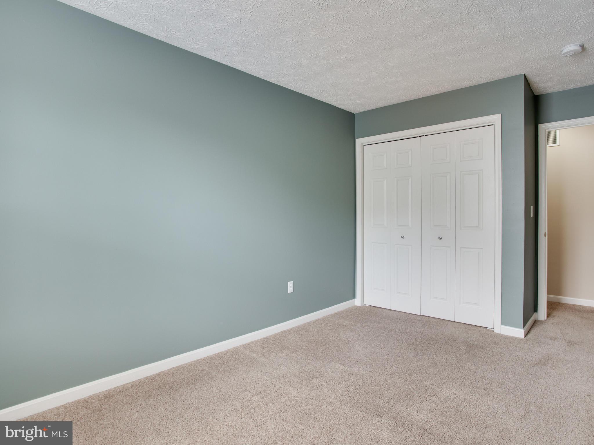 ANNAPOLIS OVERLOOK - Residential