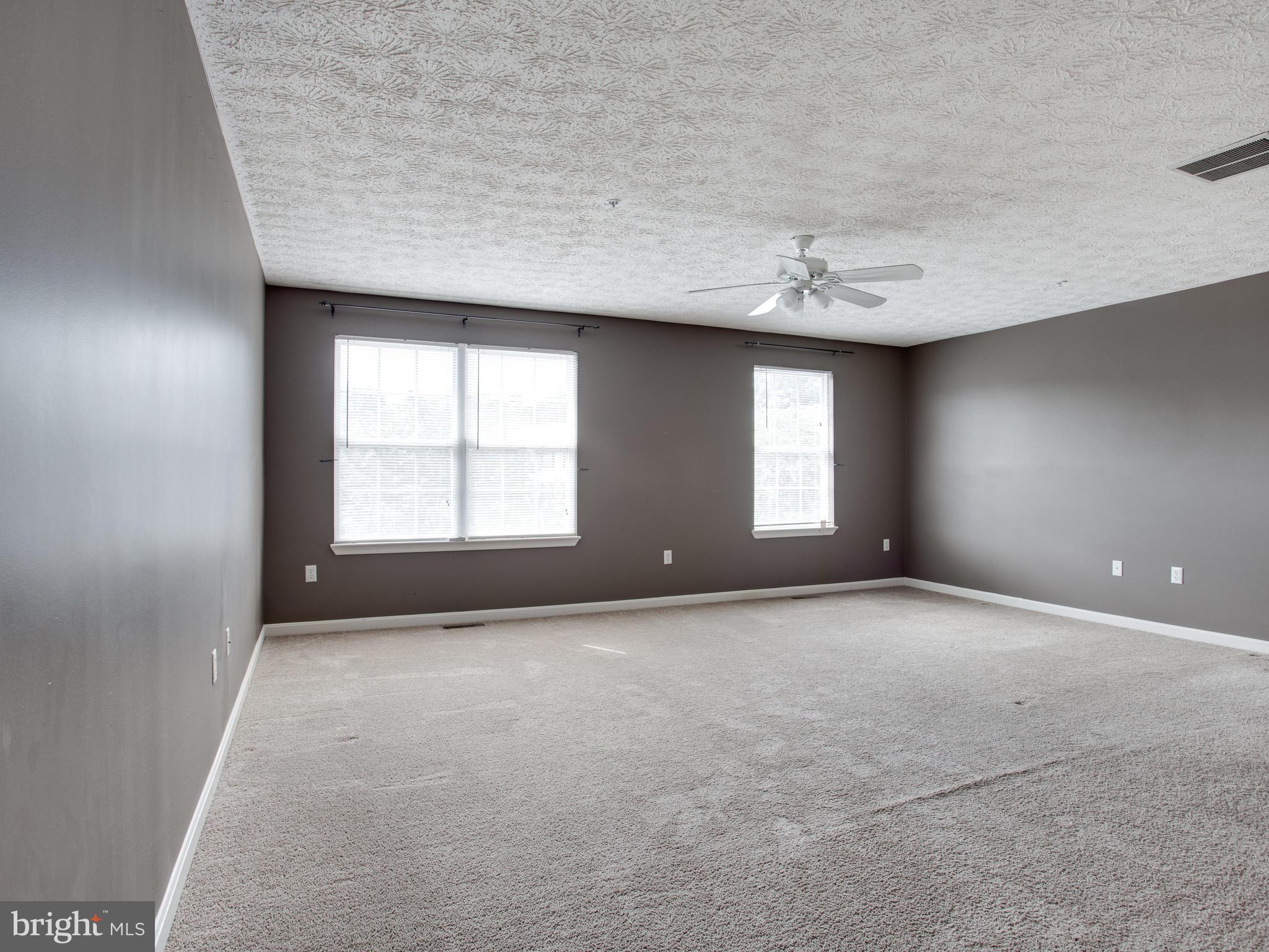 ANNAPOLIS OVERLOOK - Residential