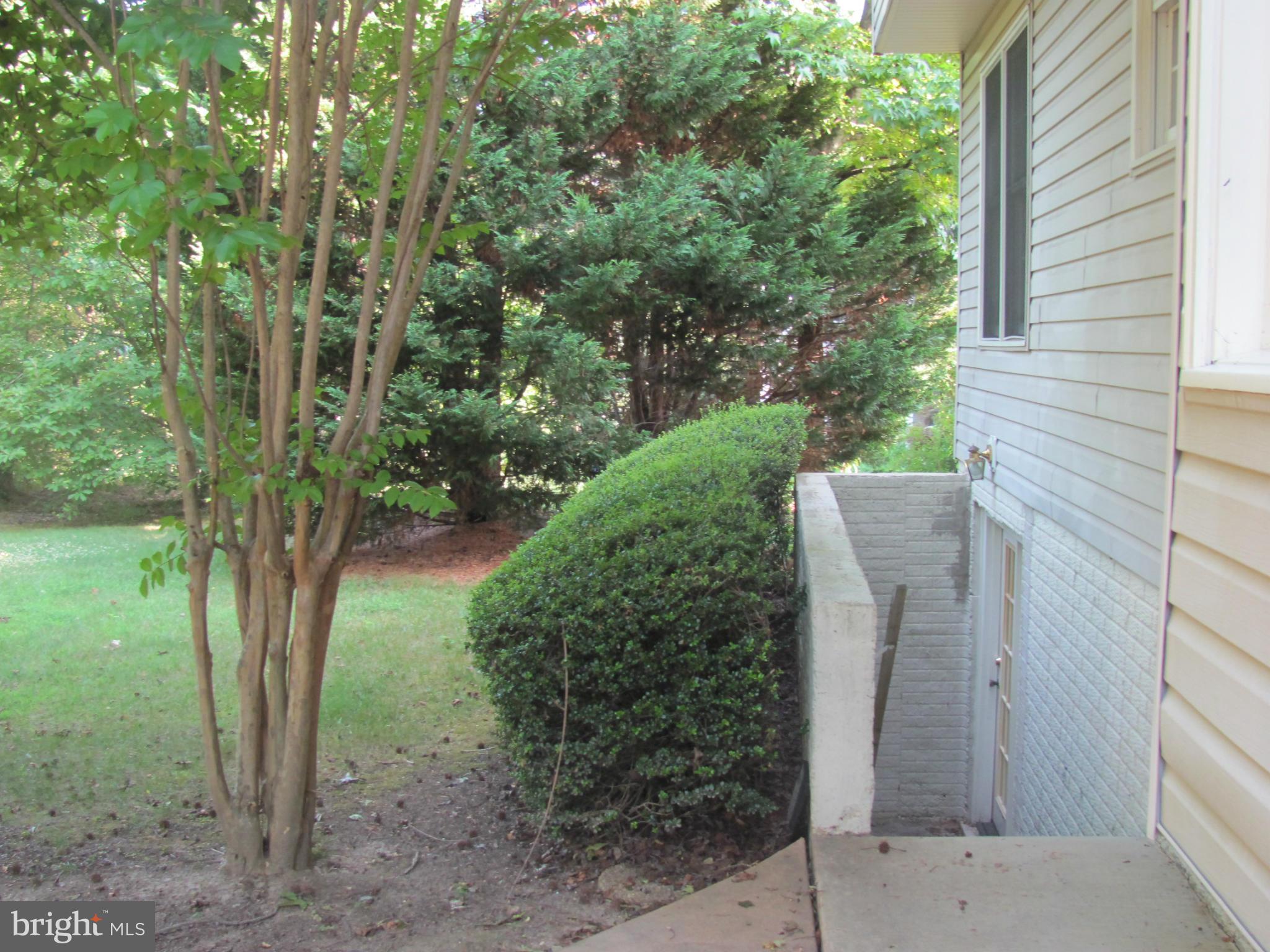 LEE'S HILL - Residential Lease