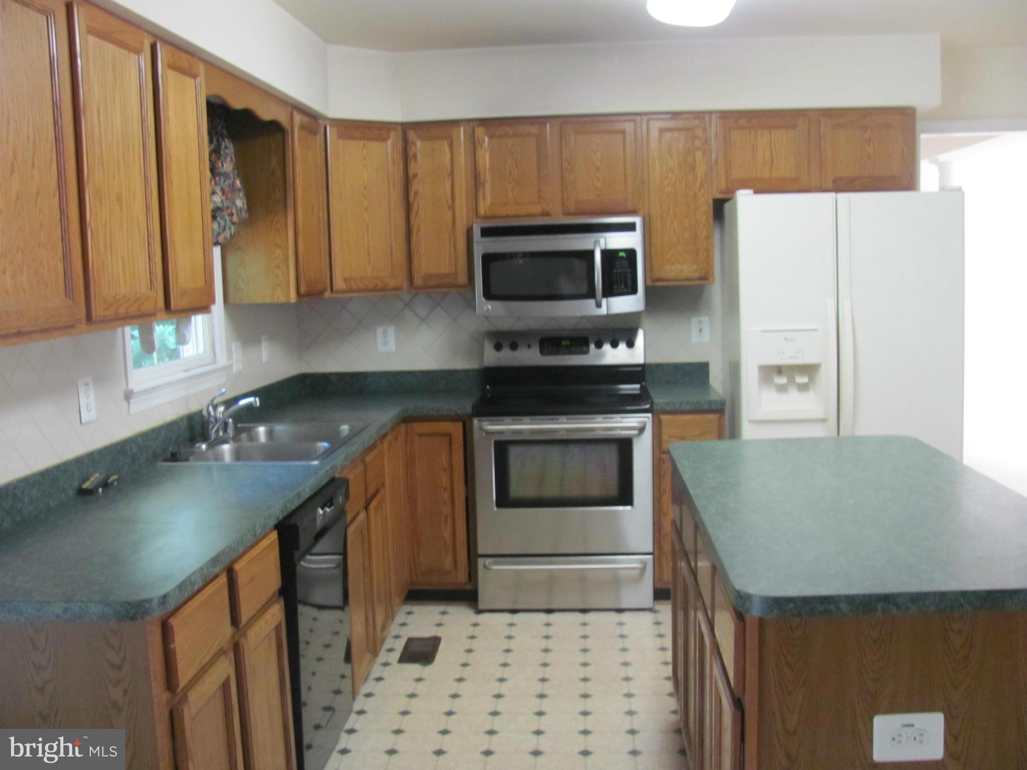 LEE'S HILL - Residential Lease