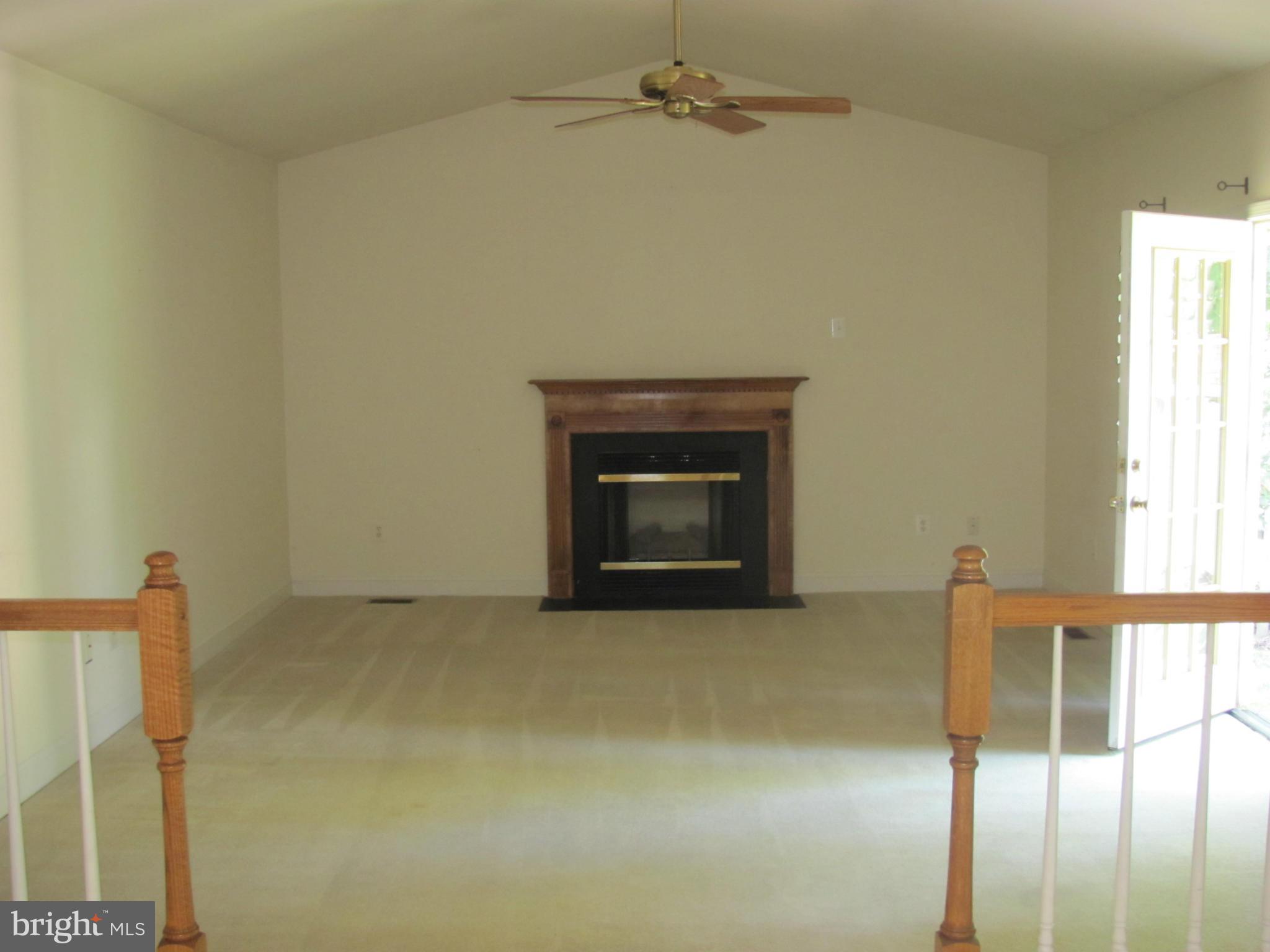 LEE'S HILL - Residential Lease