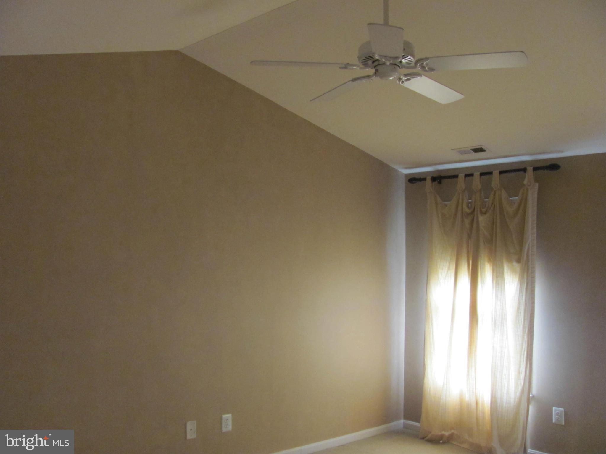 LEE'S HILL - Residential Lease