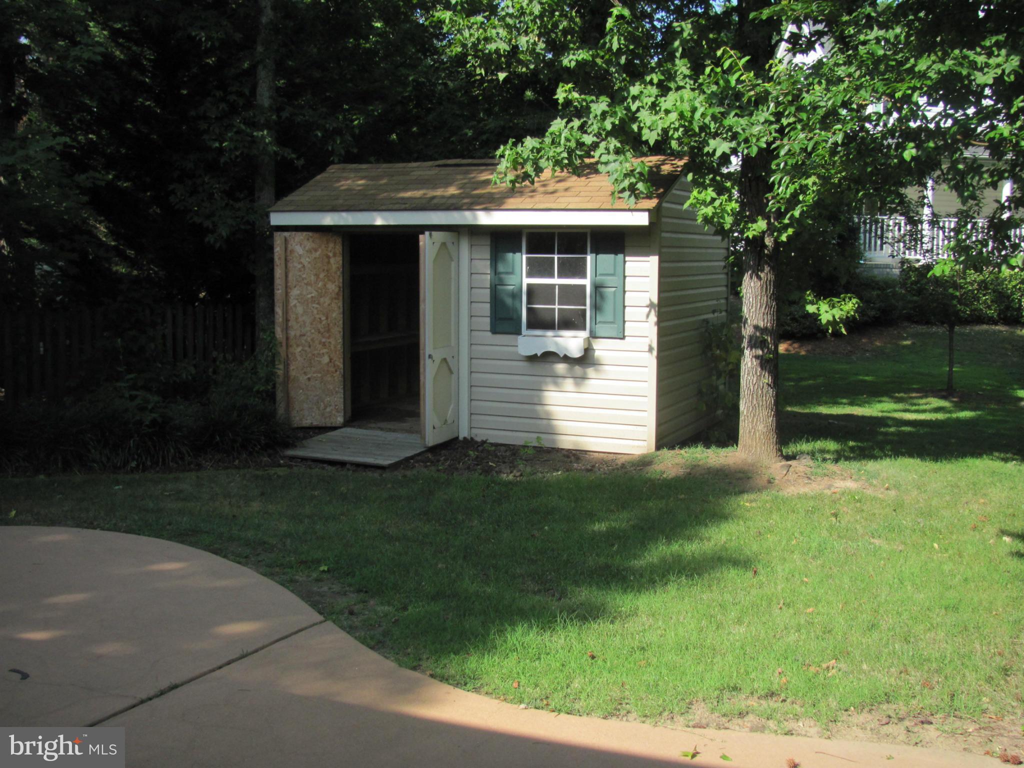 LEE'S HILL - Residential Lease