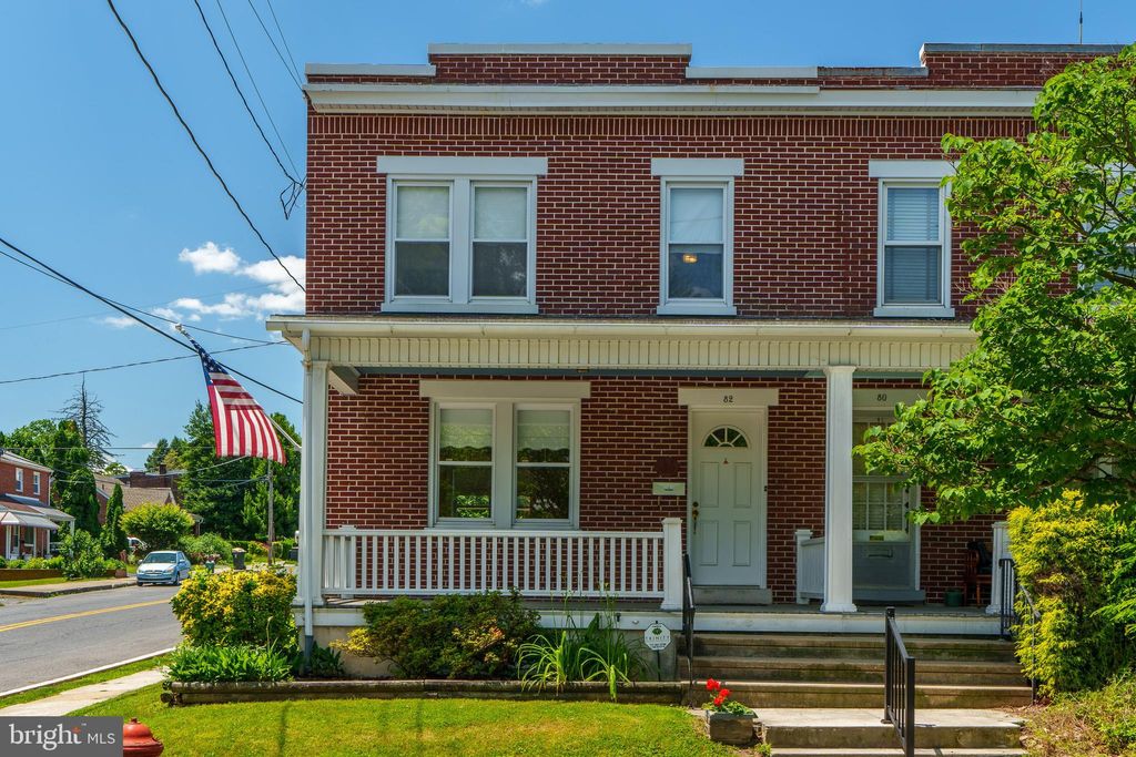 Photo of 82 S Pearl Street, Lancaster, PA 17603 (MLS # PALA2051834)