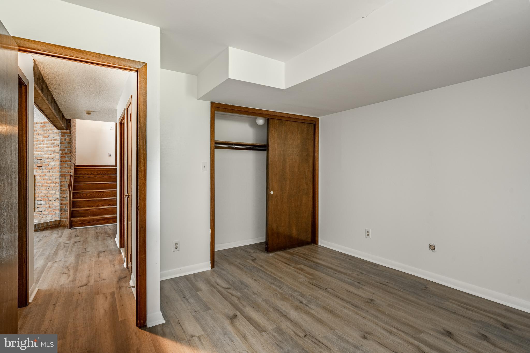 RADNOR HUNT - Residential