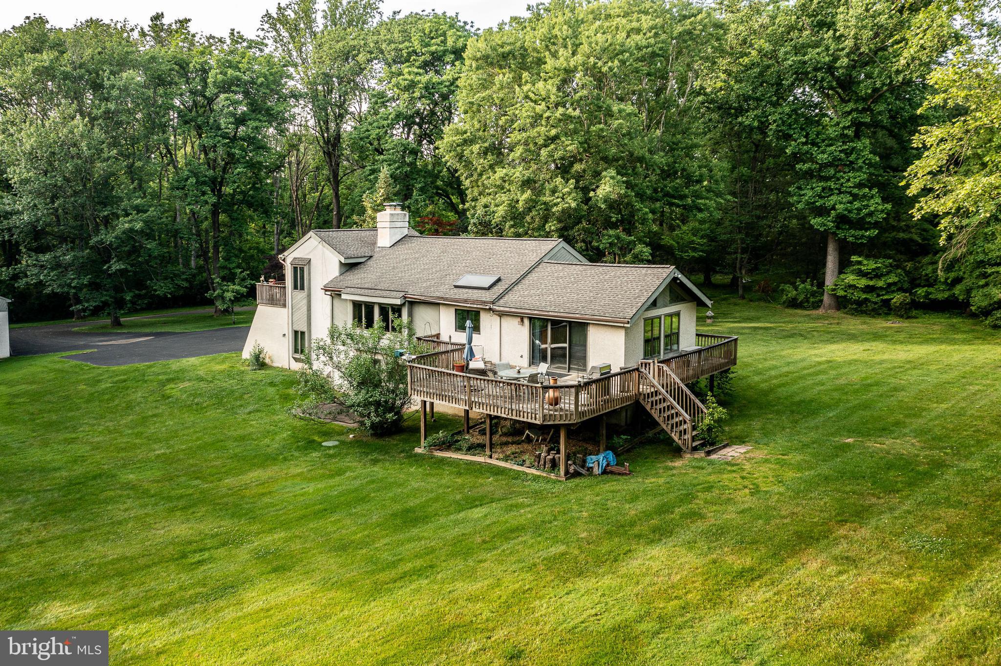 RADNOR HUNT - Residential