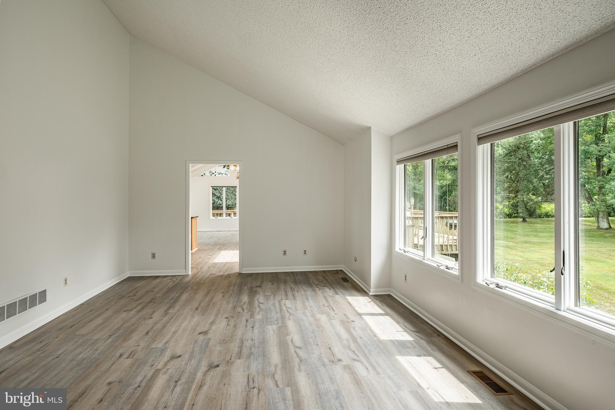 RADNOR HUNT - Residential