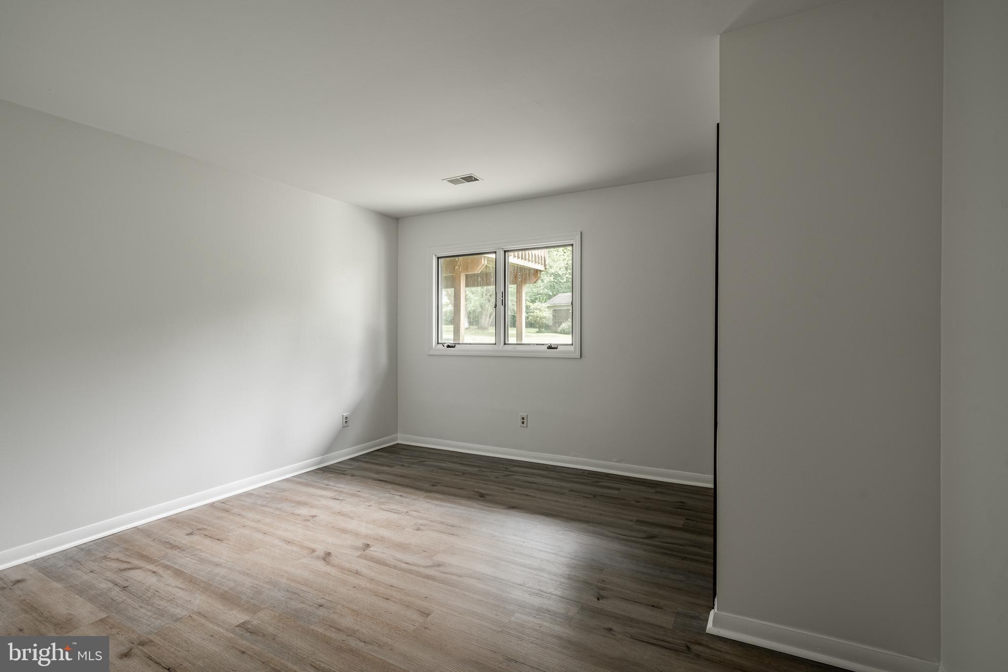 RADNOR HUNT - Residential