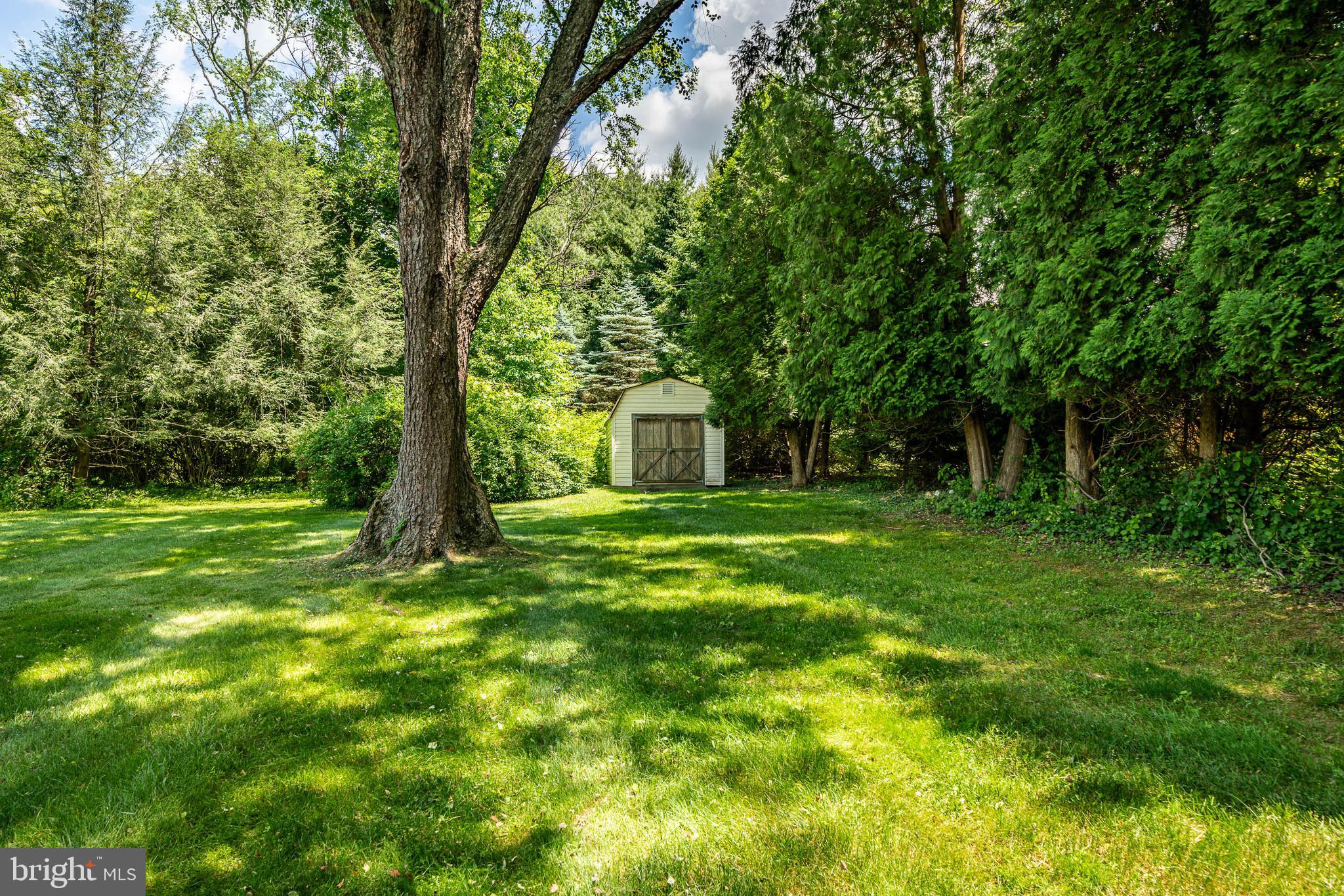 RADNOR HUNT - Residential