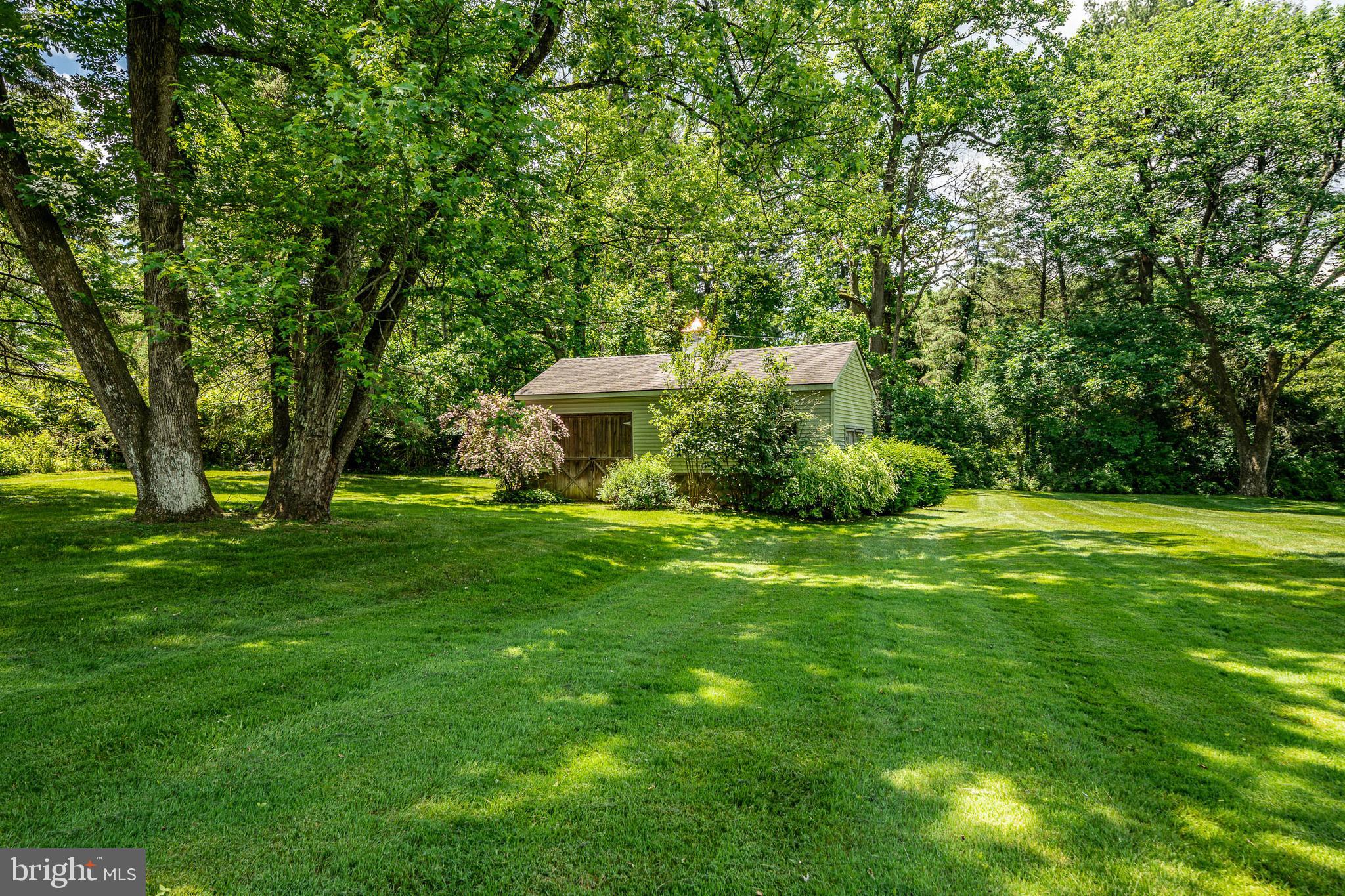 RADNOR HUNT - Residential