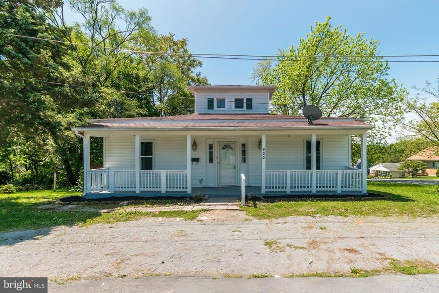 Beautiful 4 bedroom 2 bath ranch home w/bonus room on 2nd floor in popular "west end".  Features 9 foot ceilings on main level, formal living room and dining rooms, large, fully equipped kitchen w/updated cabinetry, 3 large bedrooms and two full baths on the main level with a 4th bedroom/office on the 2nd floor.  Home is on a corner lot in a great area. Has been updated with a roof less then 5 years old and central air.  New Paint and new floors.