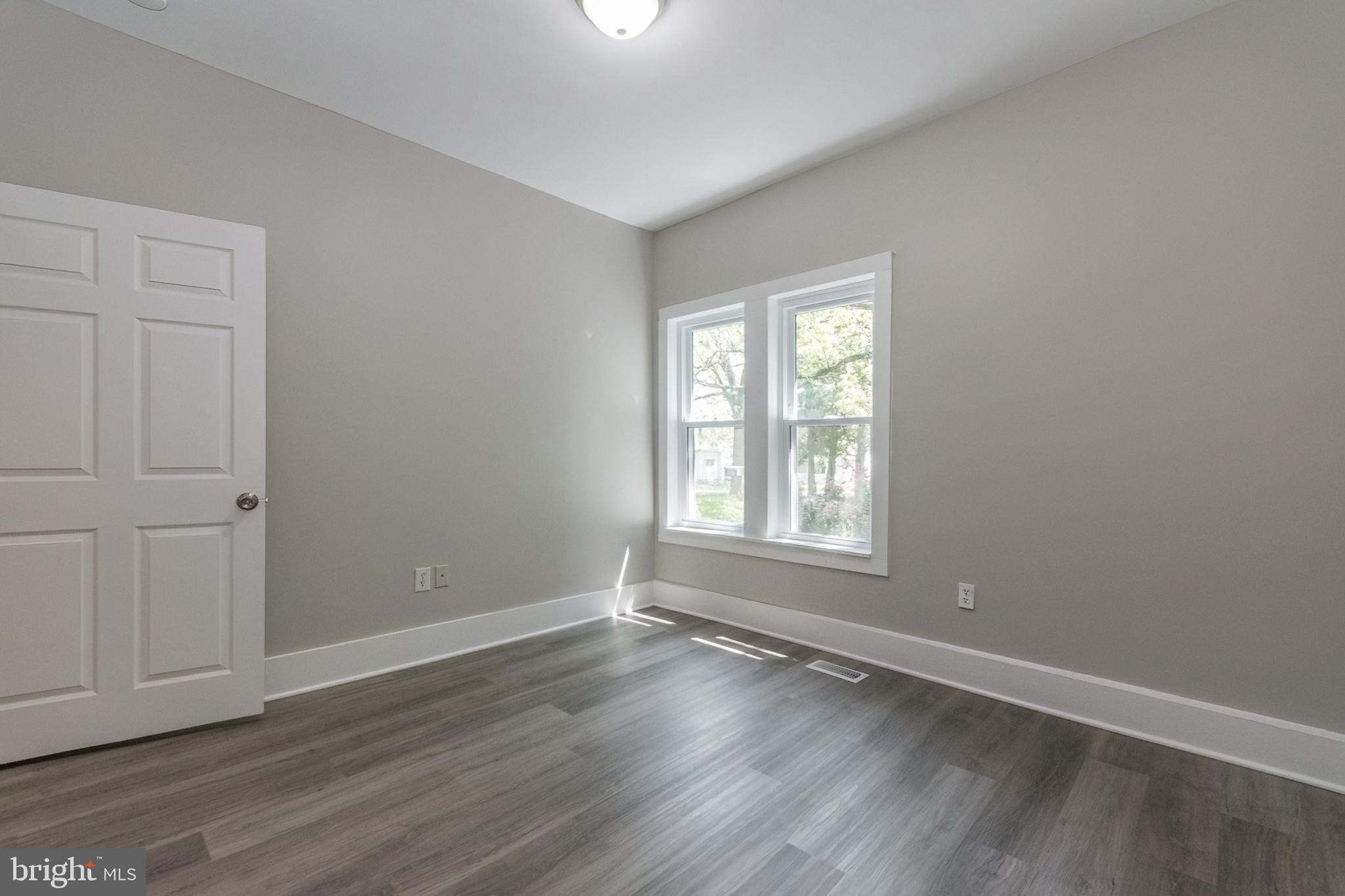 MARTINSBURG CITY - Residential