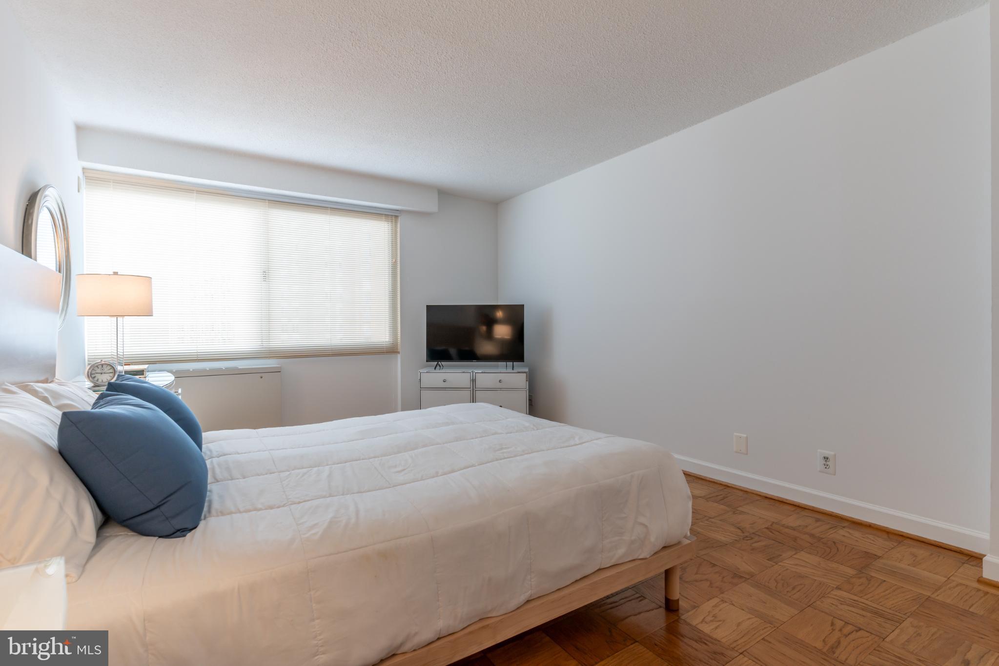 WILLOUGHBY OF CHEVY CHASE - Residential