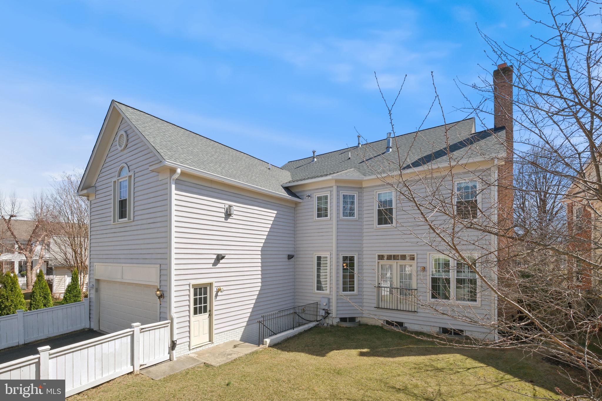 KING FARM WATKINS POND - Residential