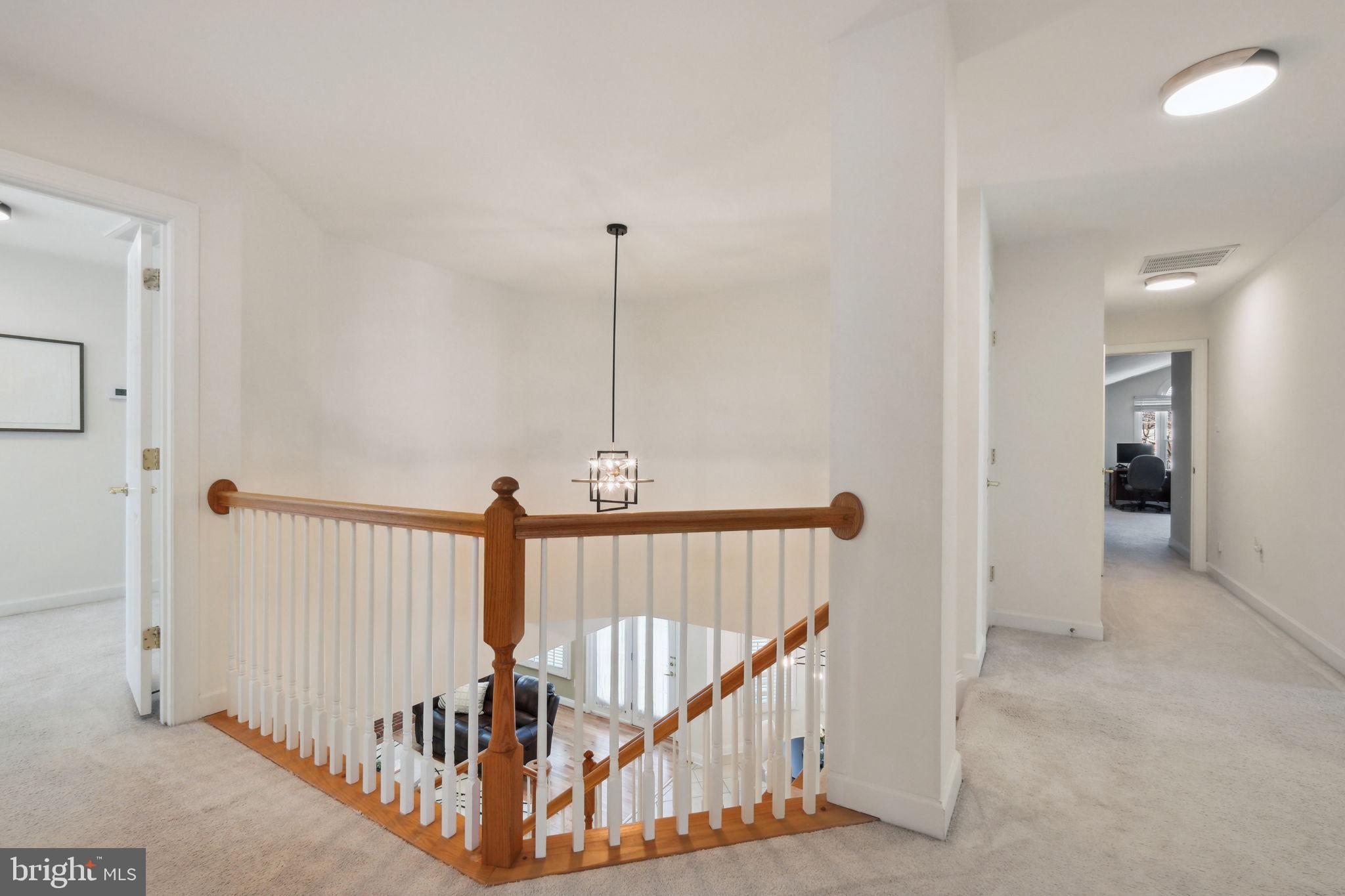 KING FARM WATKINS POND - Residential