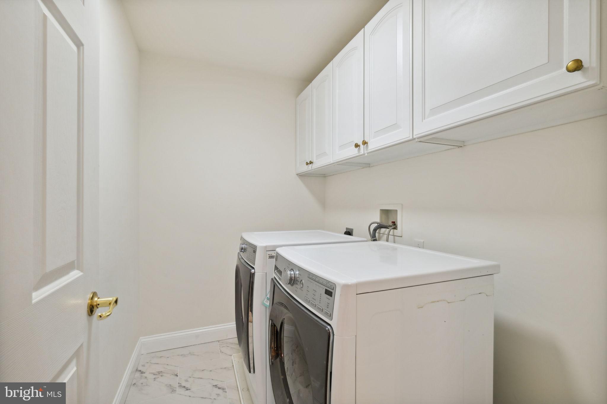 KING FARM WATKINS POND - Residential