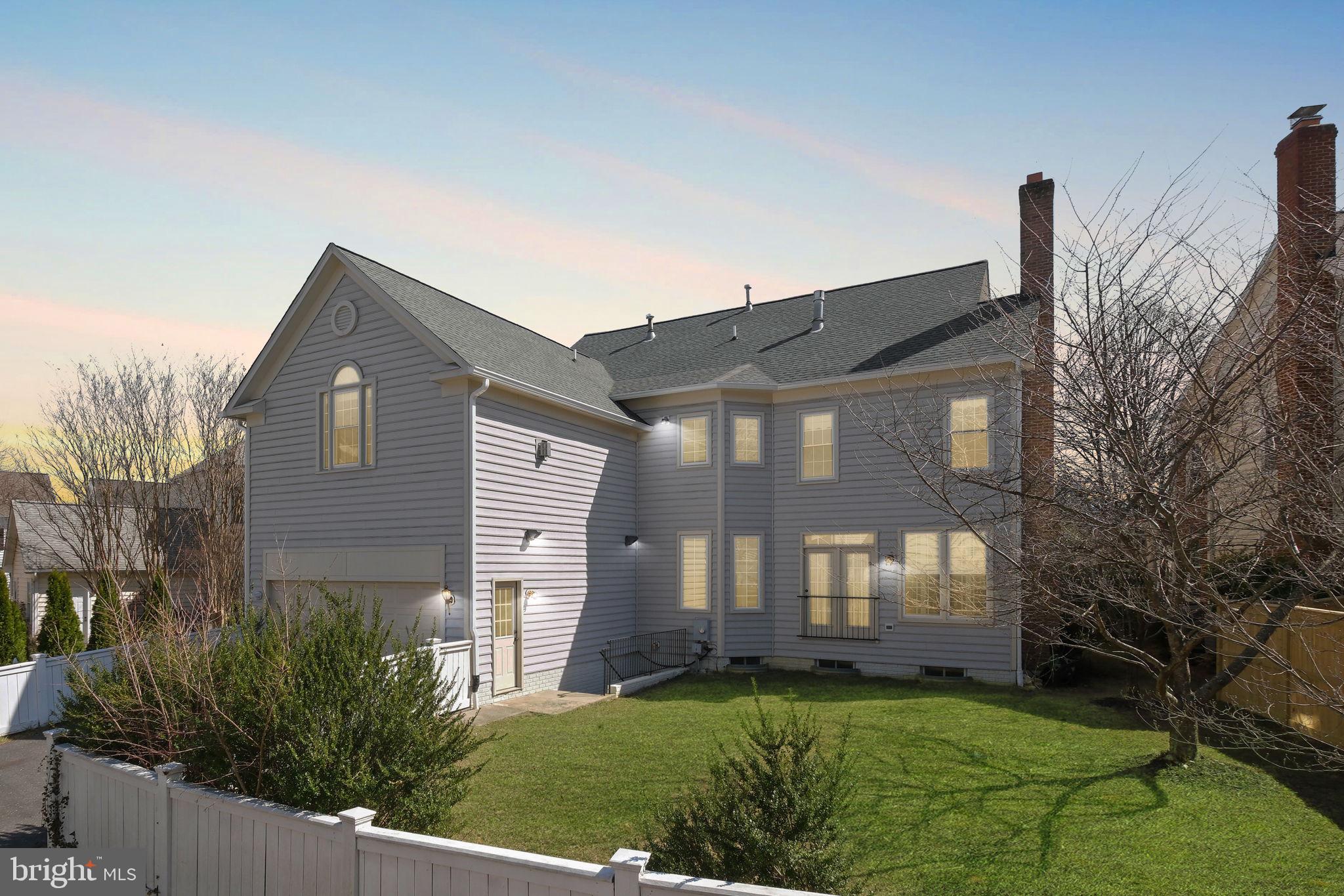 KING FARM WATKINS POND - Residential