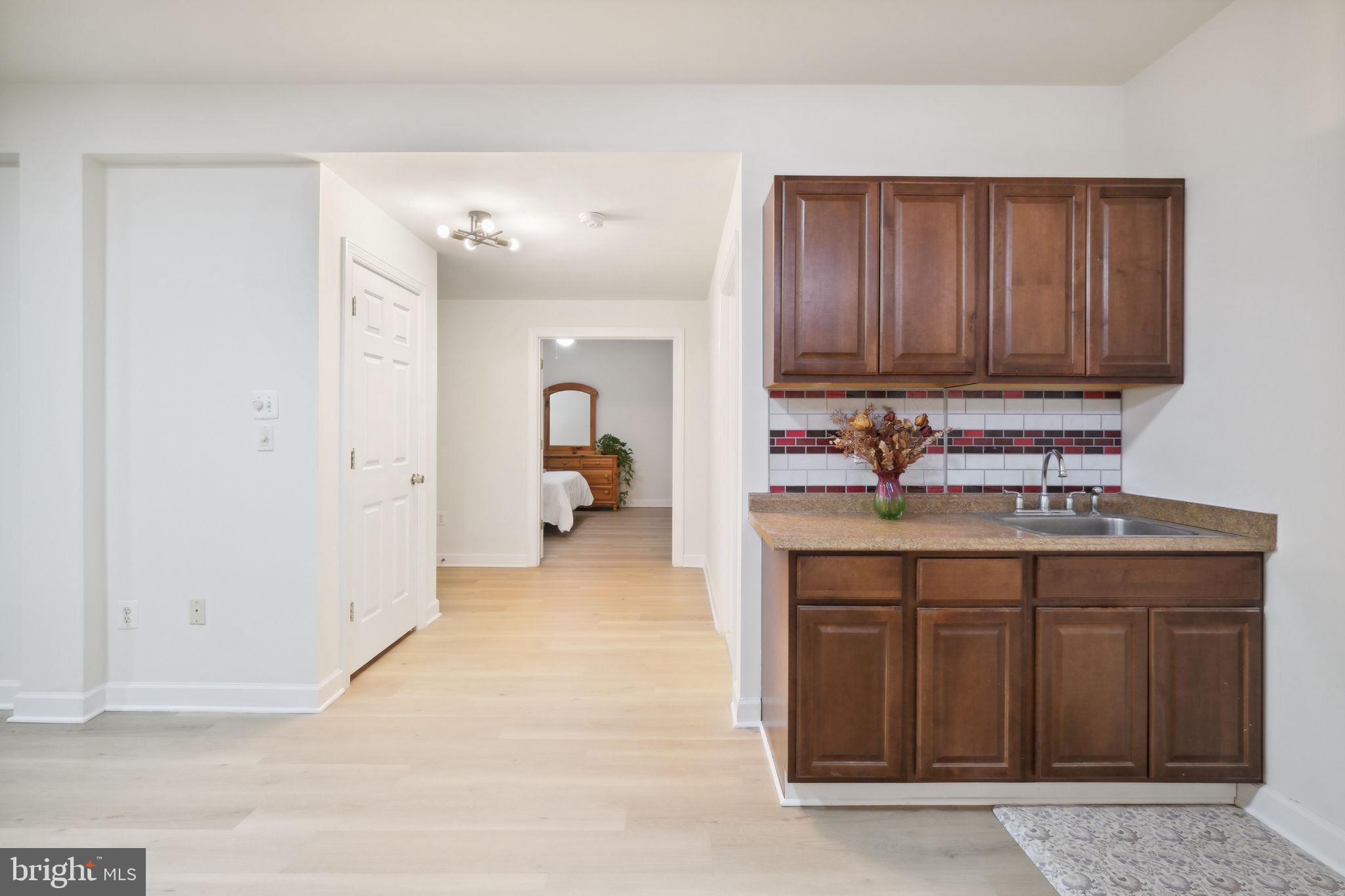 KING FARM WATKINS POND - Residential