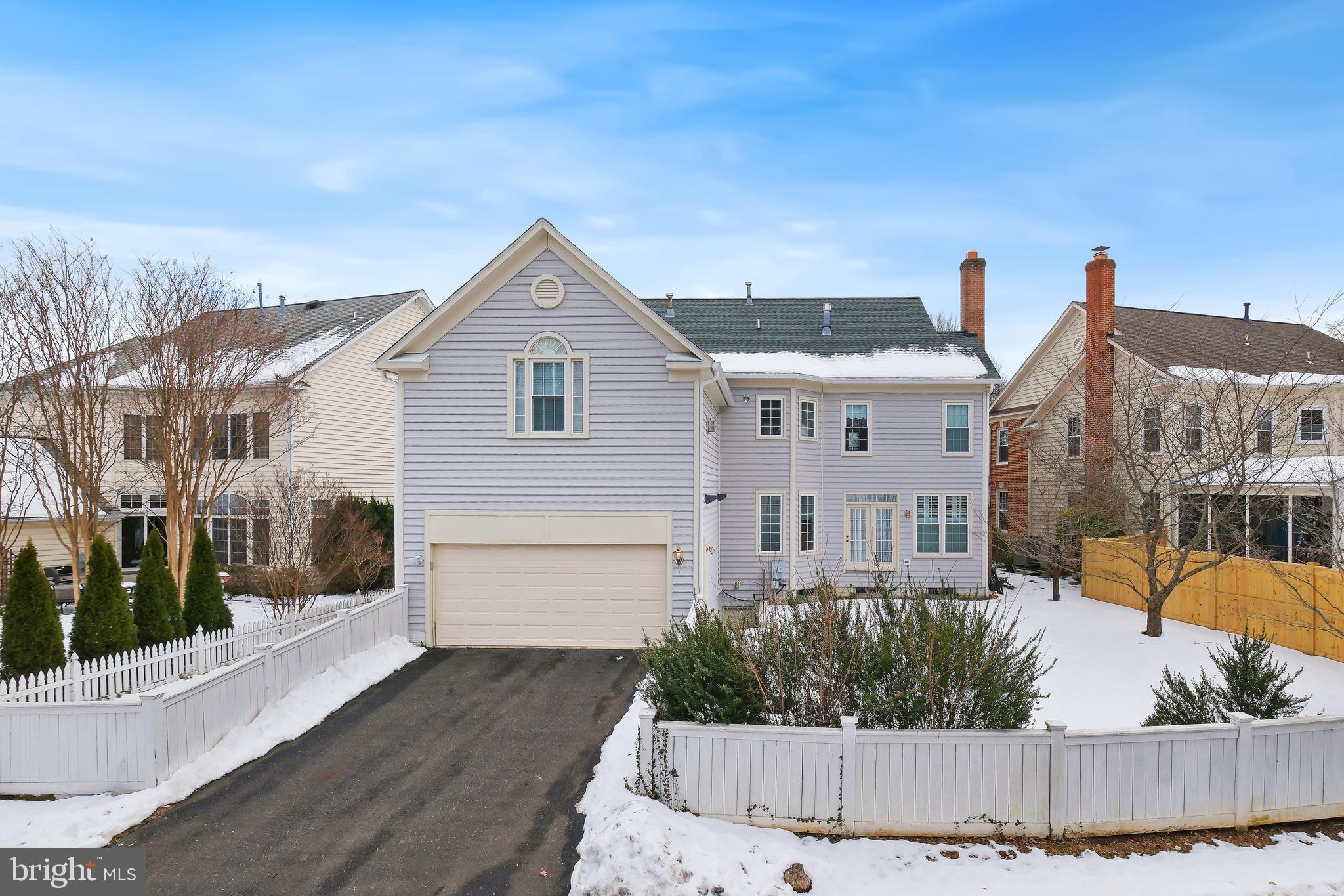 KING FARM WATKINS POND - Residential