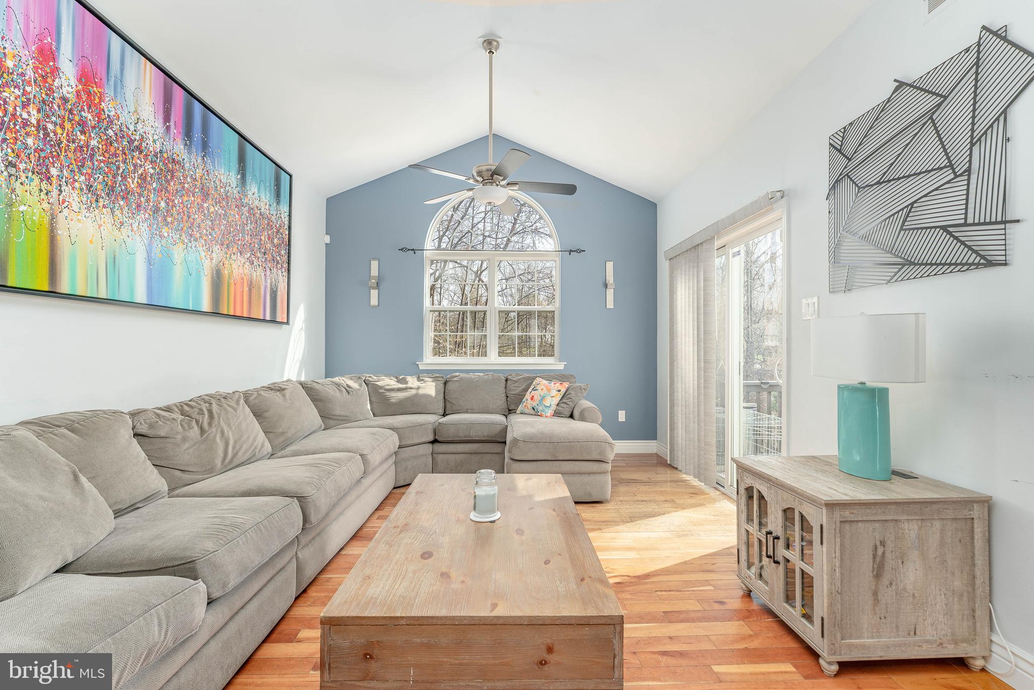 YORKTOWN - Residential