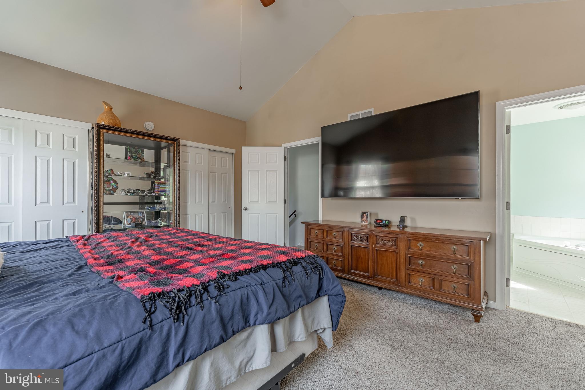 YORKTOWN - Residential