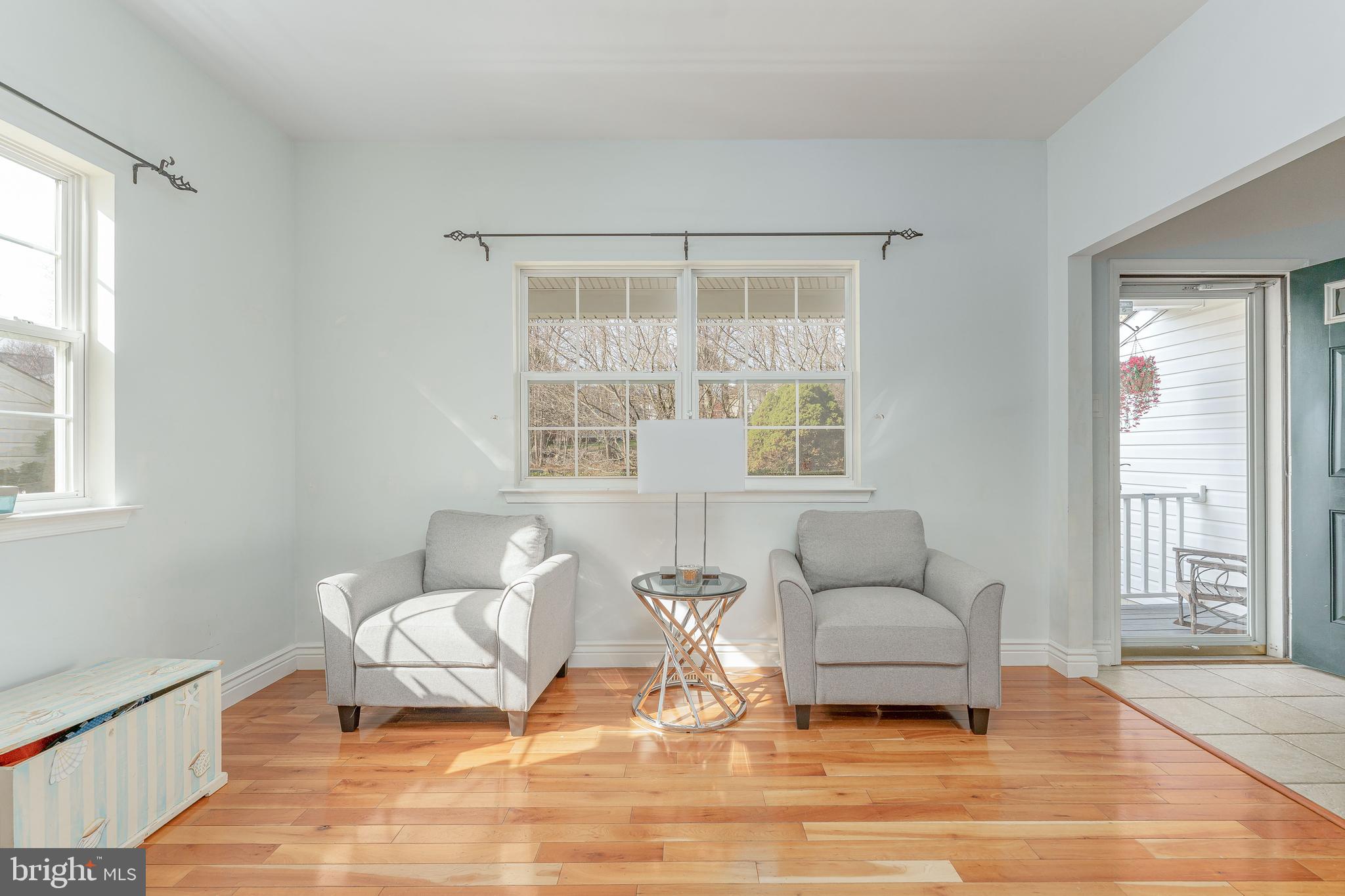 YORKTOWN - Residential