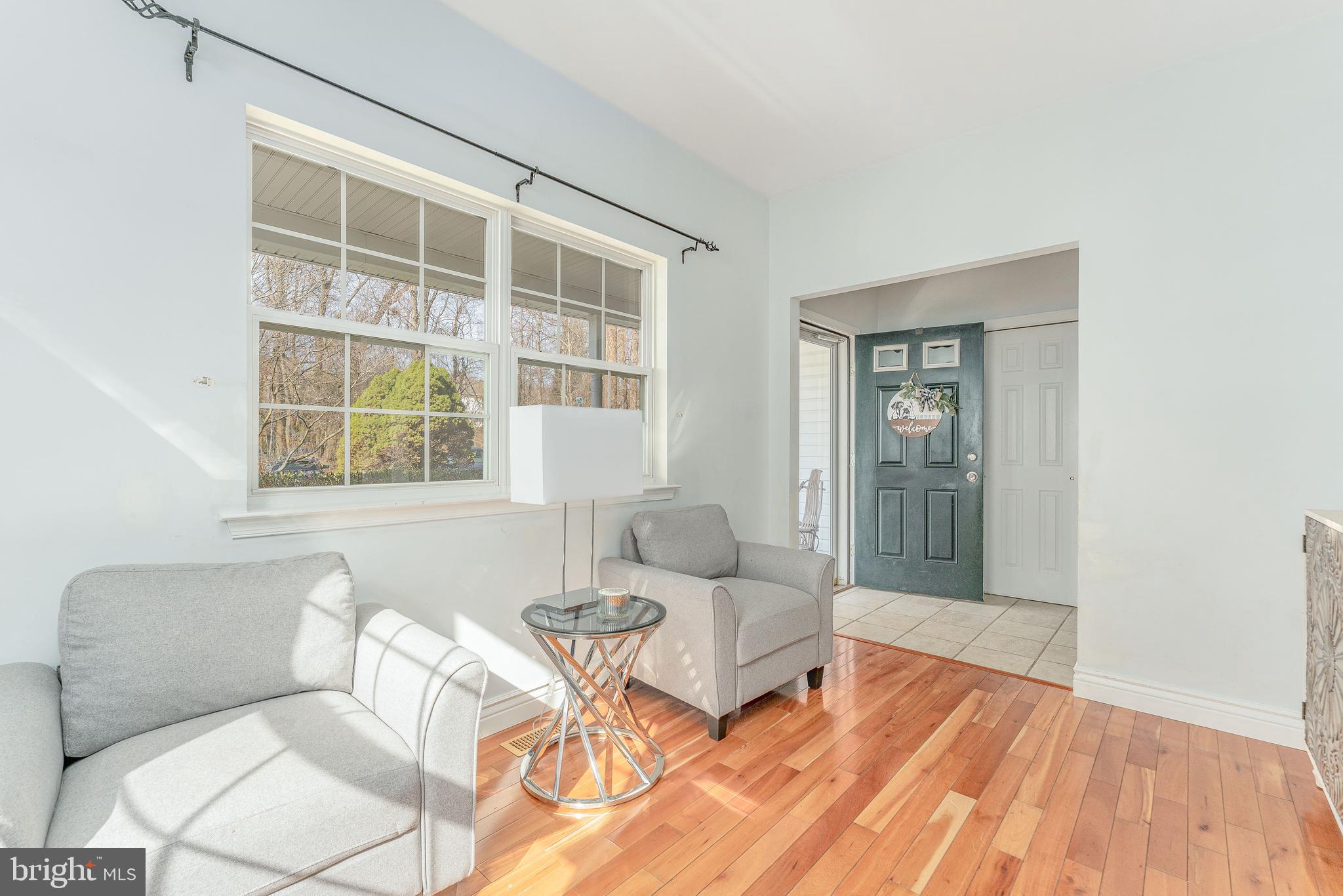 YORKTOWN - Residential