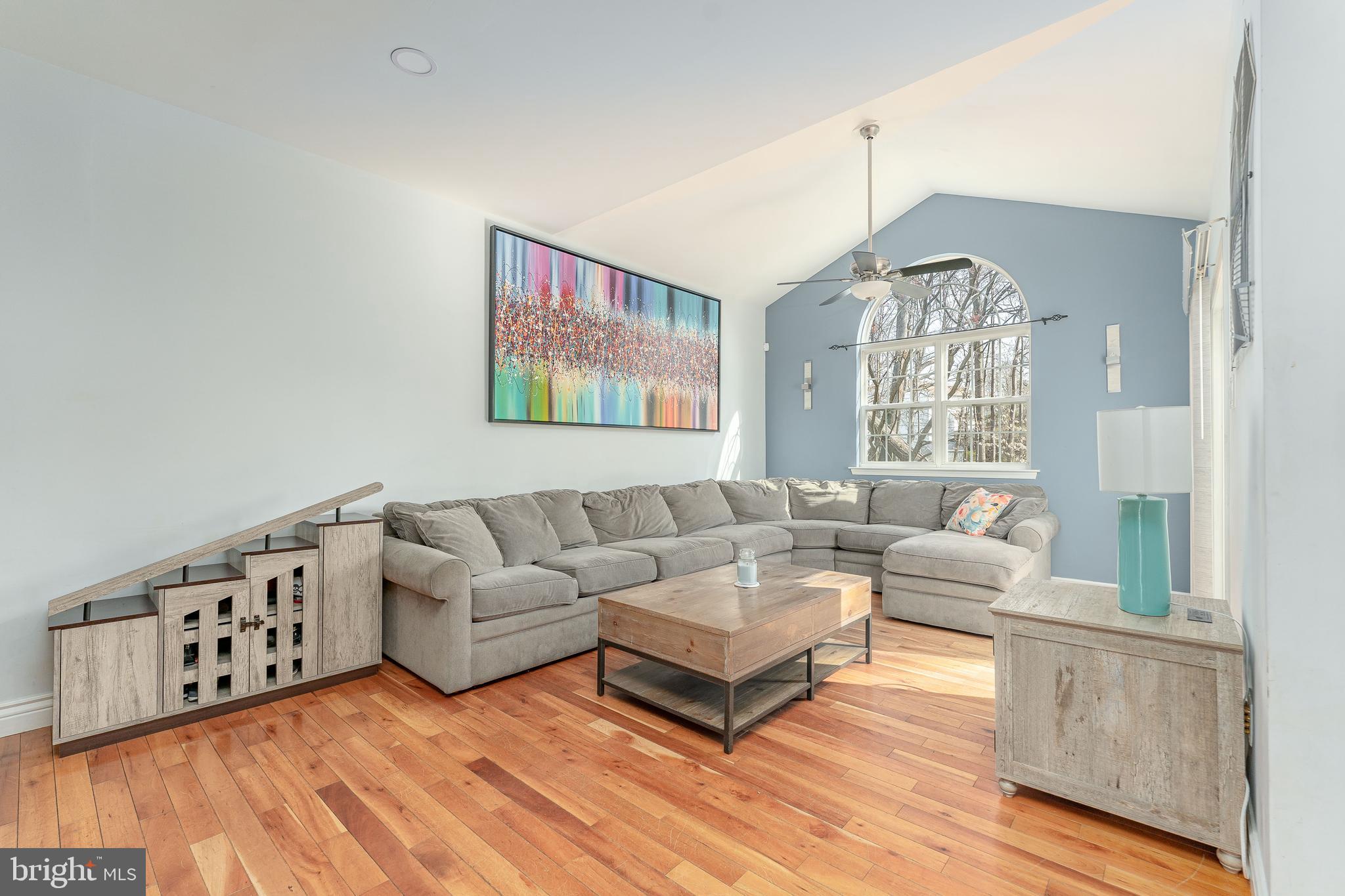 YORKTOWN - Residential