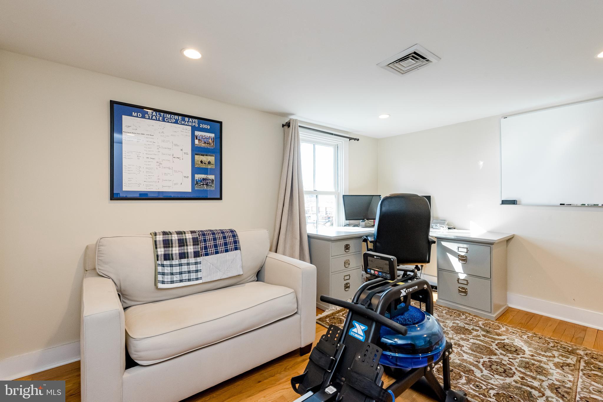 GLYNDON - Residential