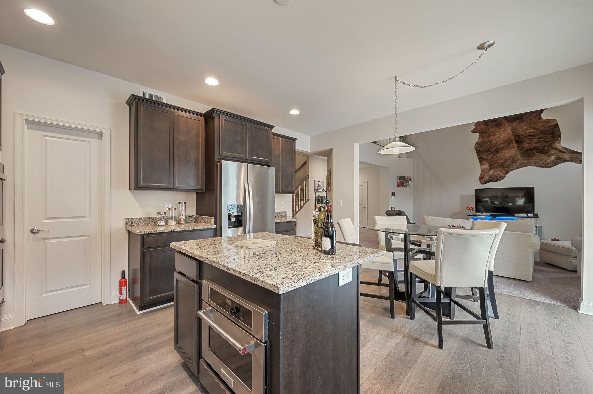 GRIFFITH LAKE ESTATES - Residential