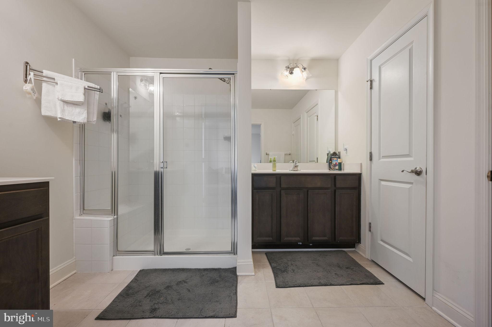 GRIFFITH LAKE ESTATES - Residential