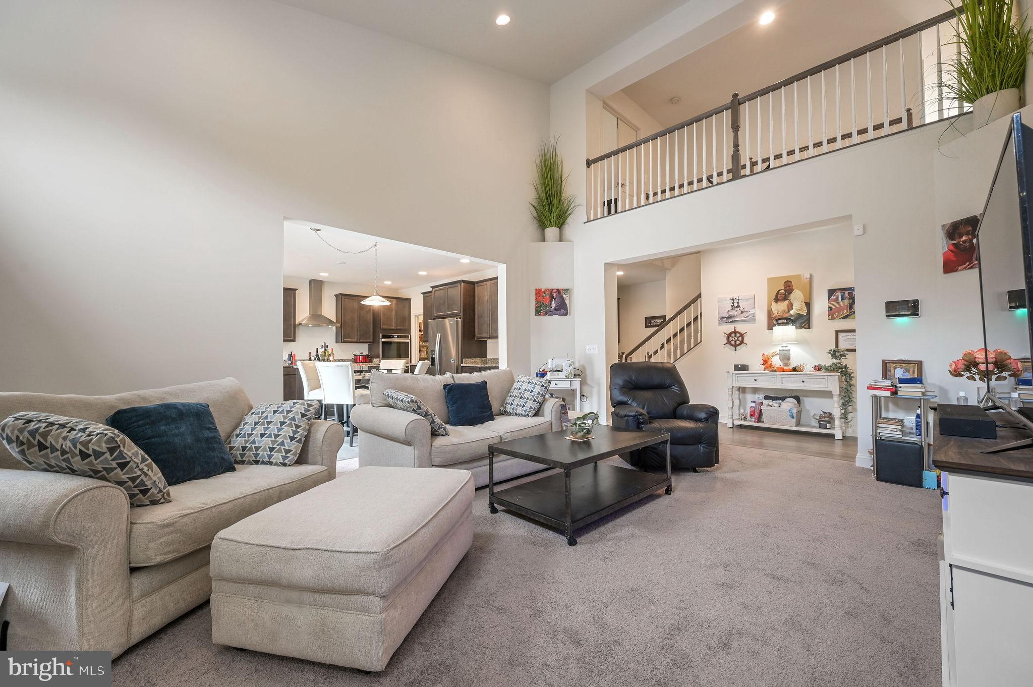 GRIFFITH LAKE ESTATES - Residential