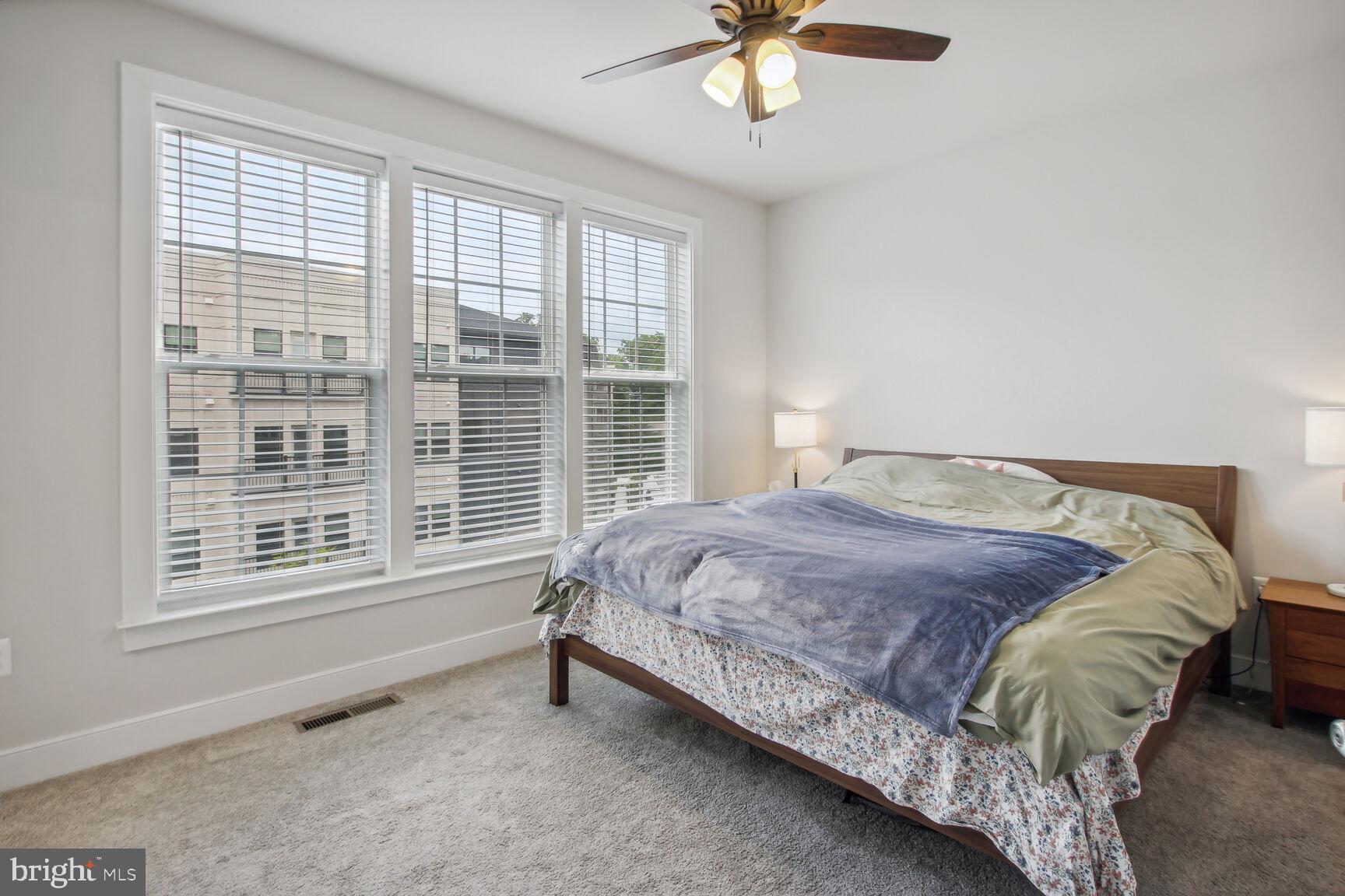 GLENMONT METROCENTRE - Residential Lease