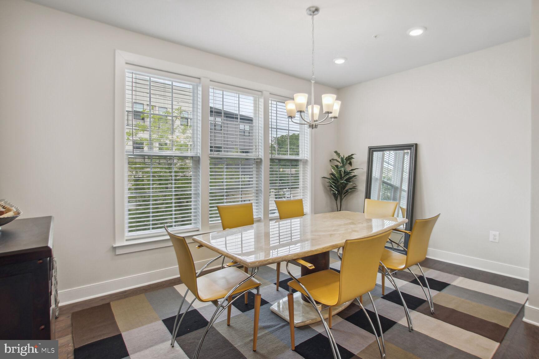 GLENMONT METROCENTRE - Residential Lease