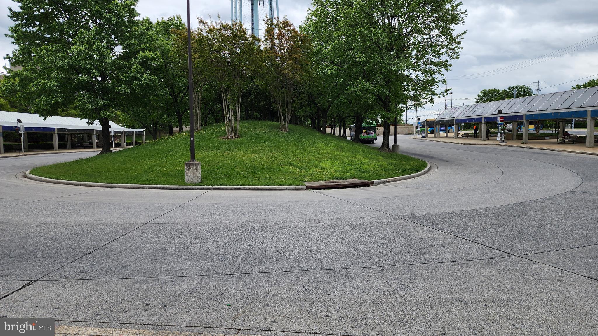 GLENMONT METROCENTRE - Residential Lease