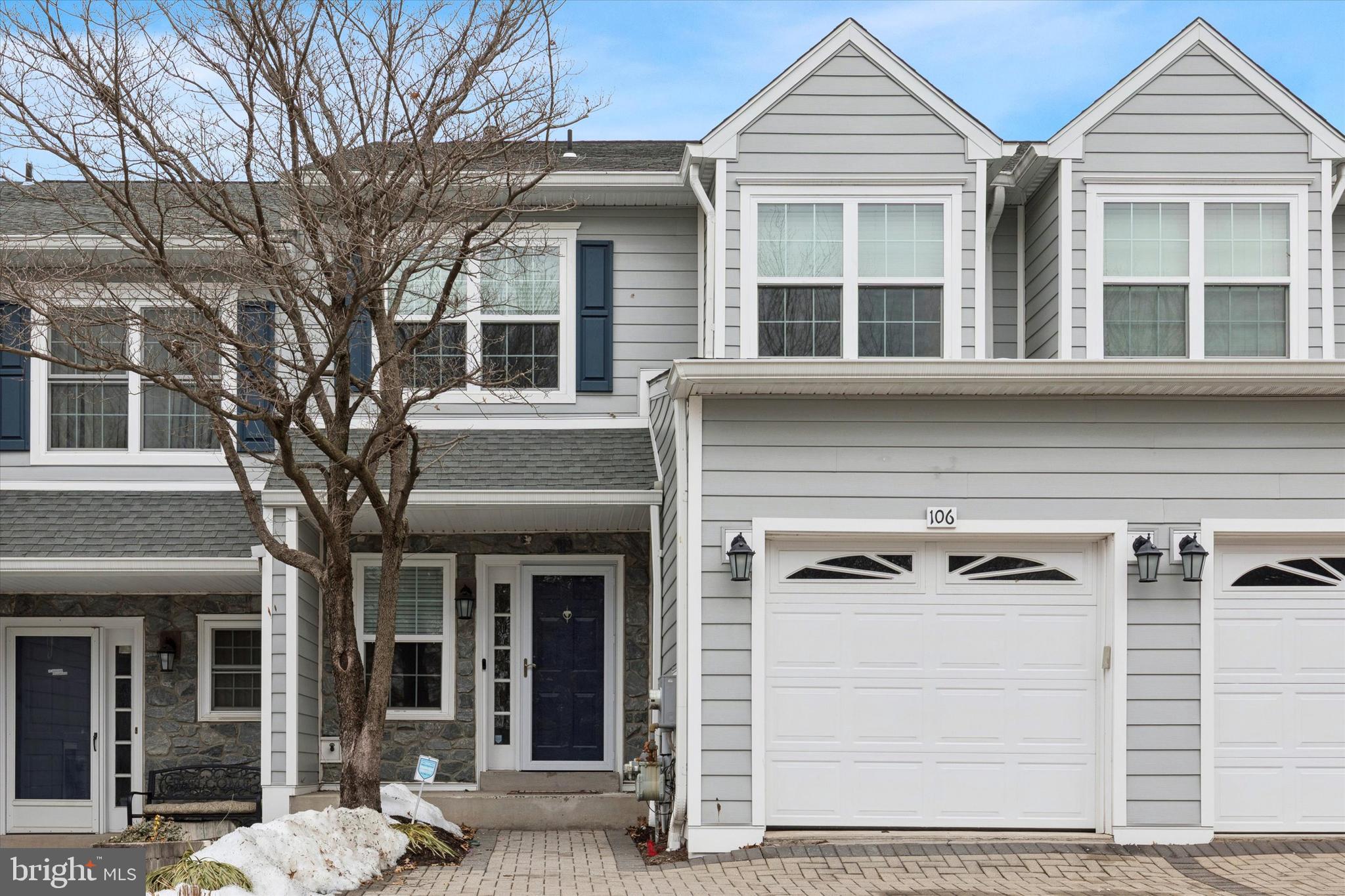 OAKWOOD AT PLYMOUT - Residential